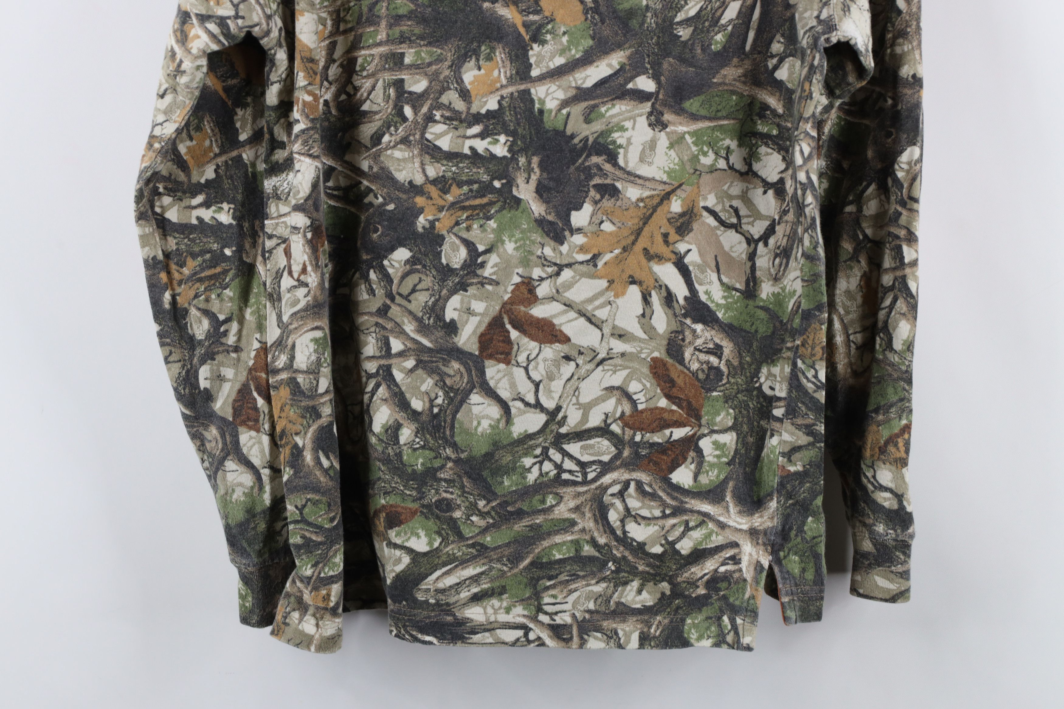 Vintage Vintage Streetwear Whitetail Camouflage Long Sleeve T-Shirt Size US S / EU 44-46 / 1 - 13 Thumbnail