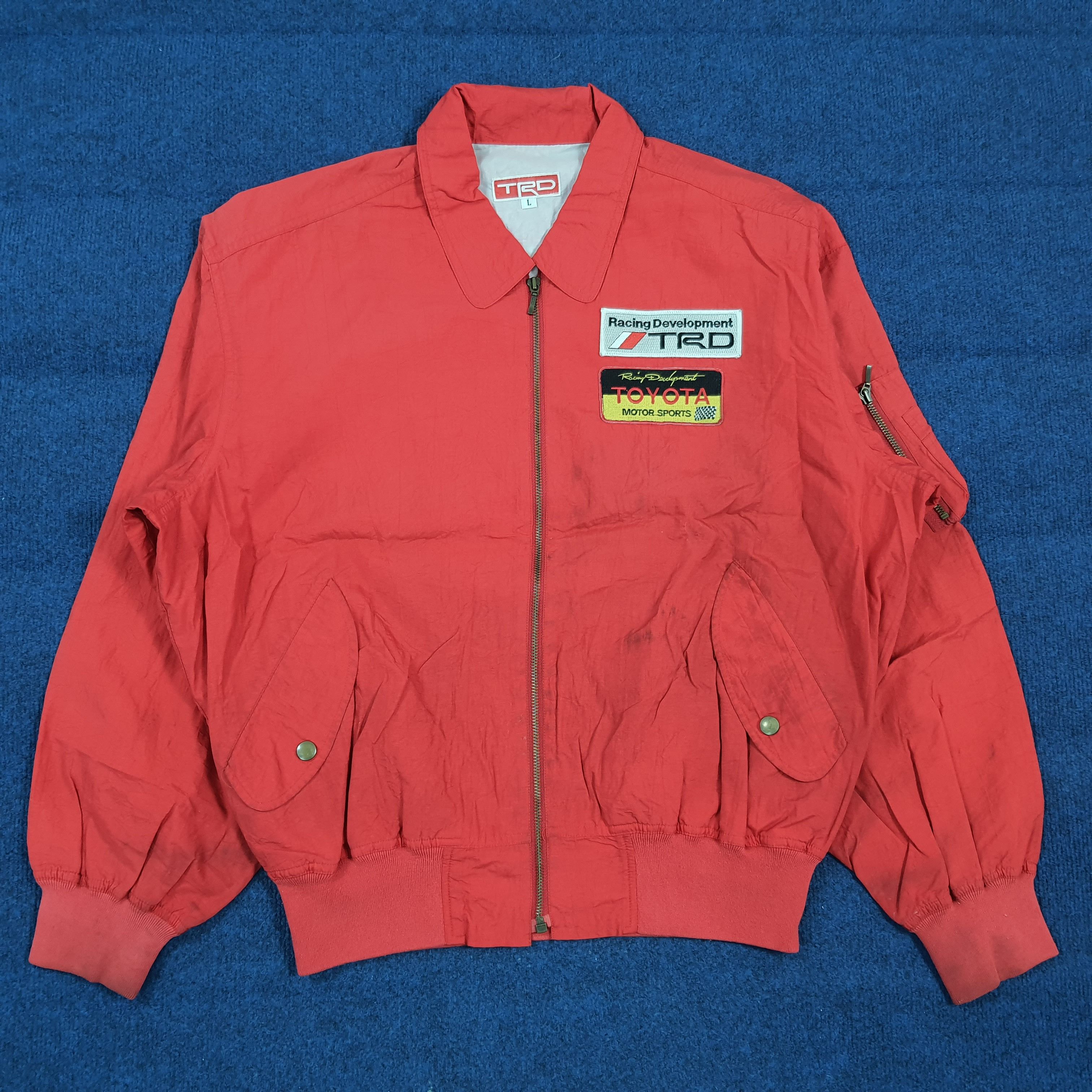 Japanese Brand Vintage 90s Toyota TRD Racing Jacket Red Bomber C300N2 Size US L / EU 52-54 / 3 - 3 Thumbnail