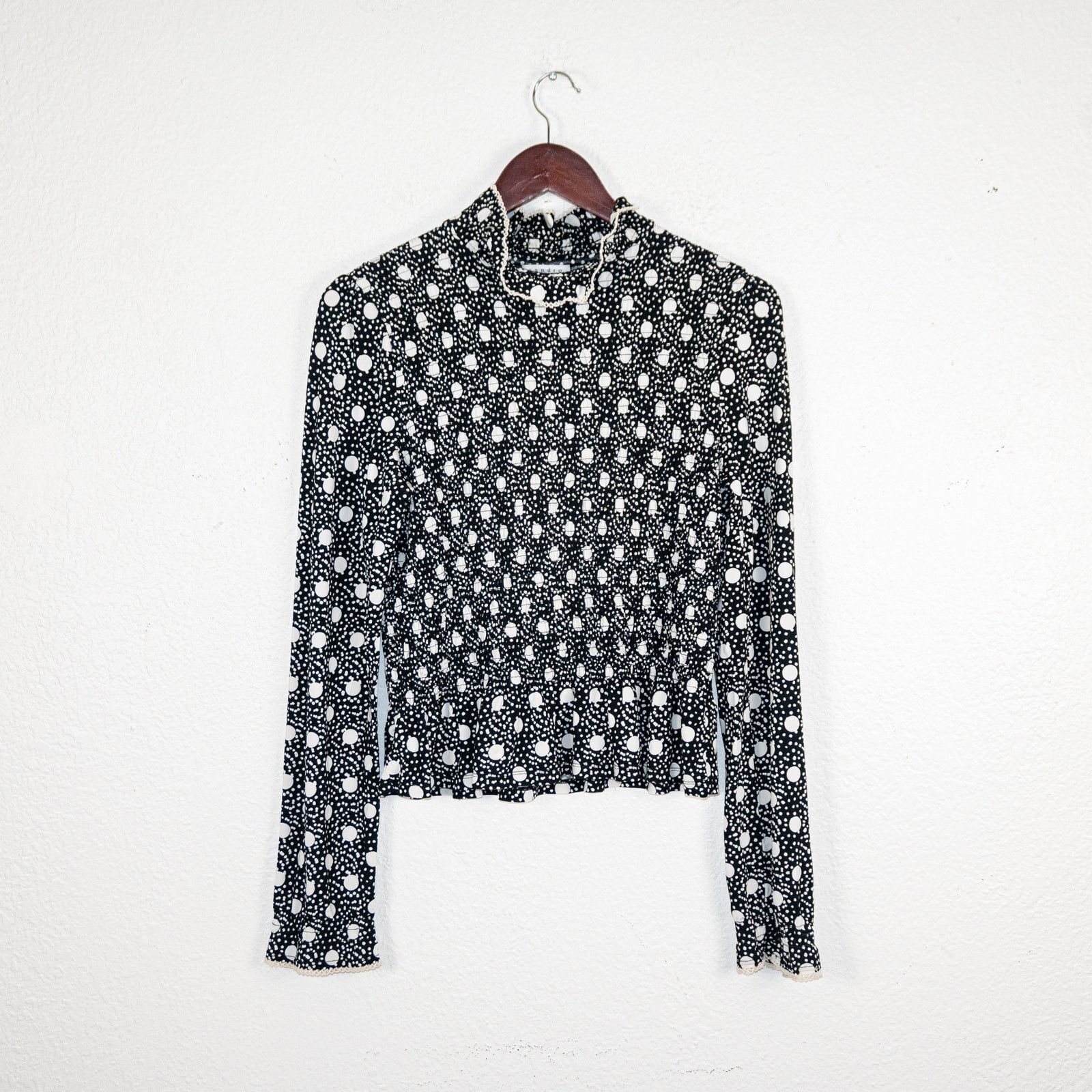 Sandro Sandro Women's Printed T-Shirt with Smocking fits Small Size S / US 4 / IT 40 - 8 Thumbnail