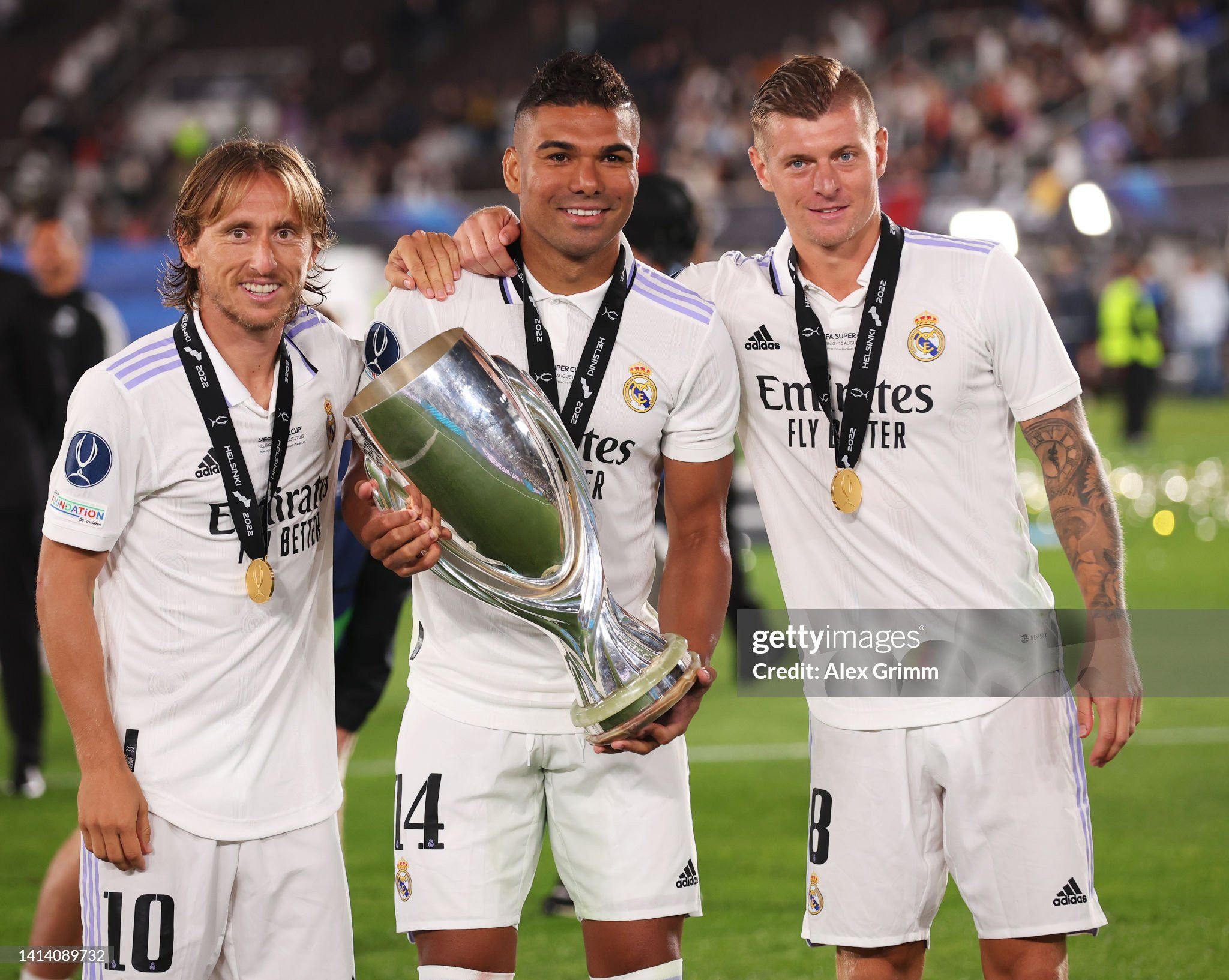 Adidas Authentic Real Madrid KROOS 2022-2023 Super Cup Home Jersey Size US M / EU 48-50 / 2 - 2 Thumbnail