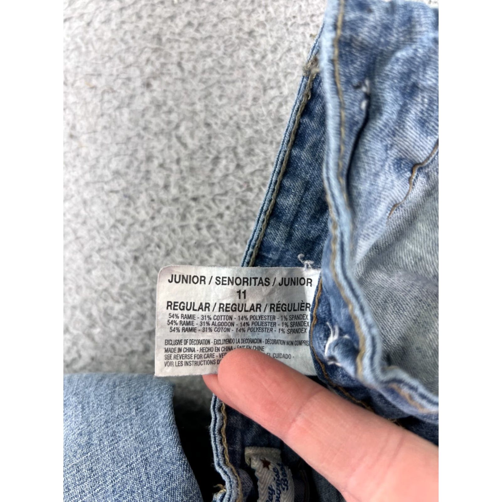 Vintage L.e.i. Jeans Junior 27x30 Blue Denim Bootcut Low Rise Embroidered Ashley Size 27" / US 4 / IT 40 - 7 Thumbnail