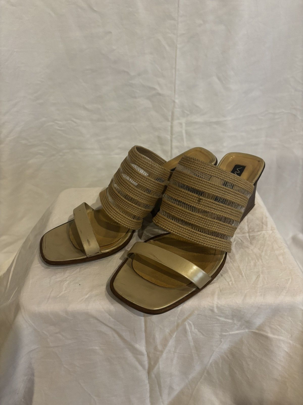 Other Italy comfy heels Slippers.wf009 Size US 6 / IT 36 - 9 Thumbnail