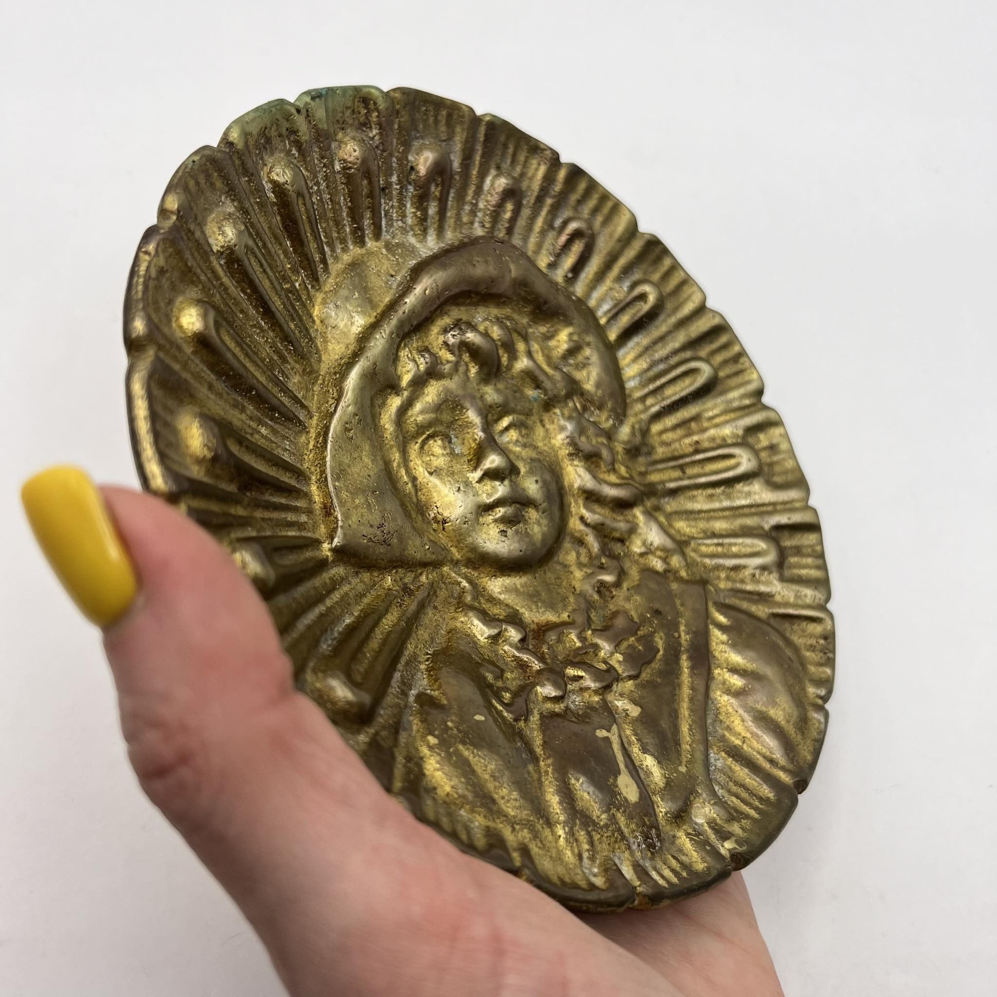 Vintage Heavy Vintage Cast Gilt Bronze Table Ashtray Plate Lady Girl Size ONE SIZE - 4 Thumbnail