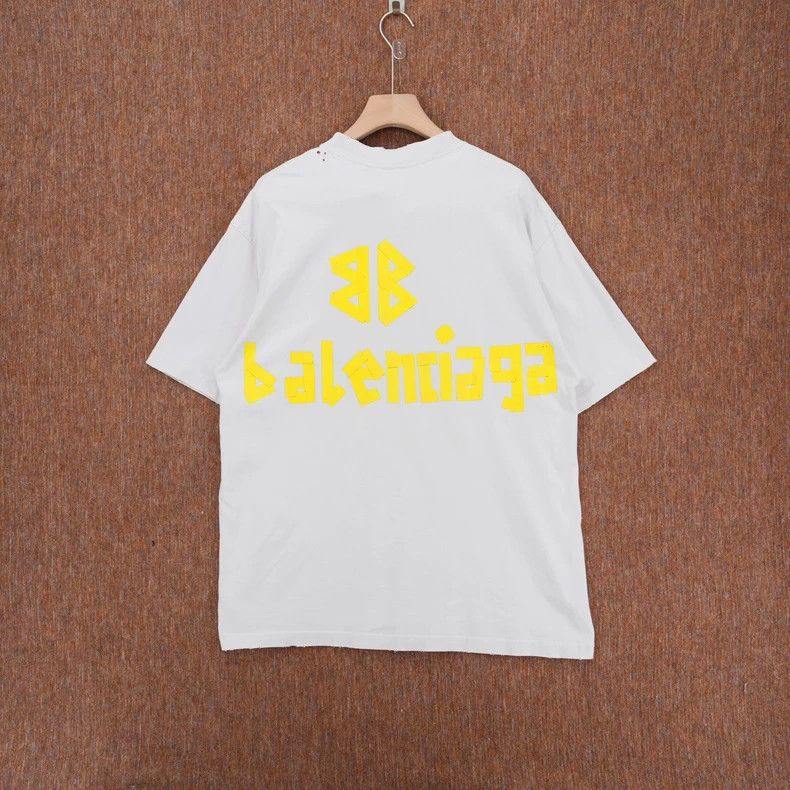 Balenciaga Balenciaga White Worn Front and Back Tape Logo Short Sleev Size US S / EU 44-46 / 1 - 2 Thumbnail