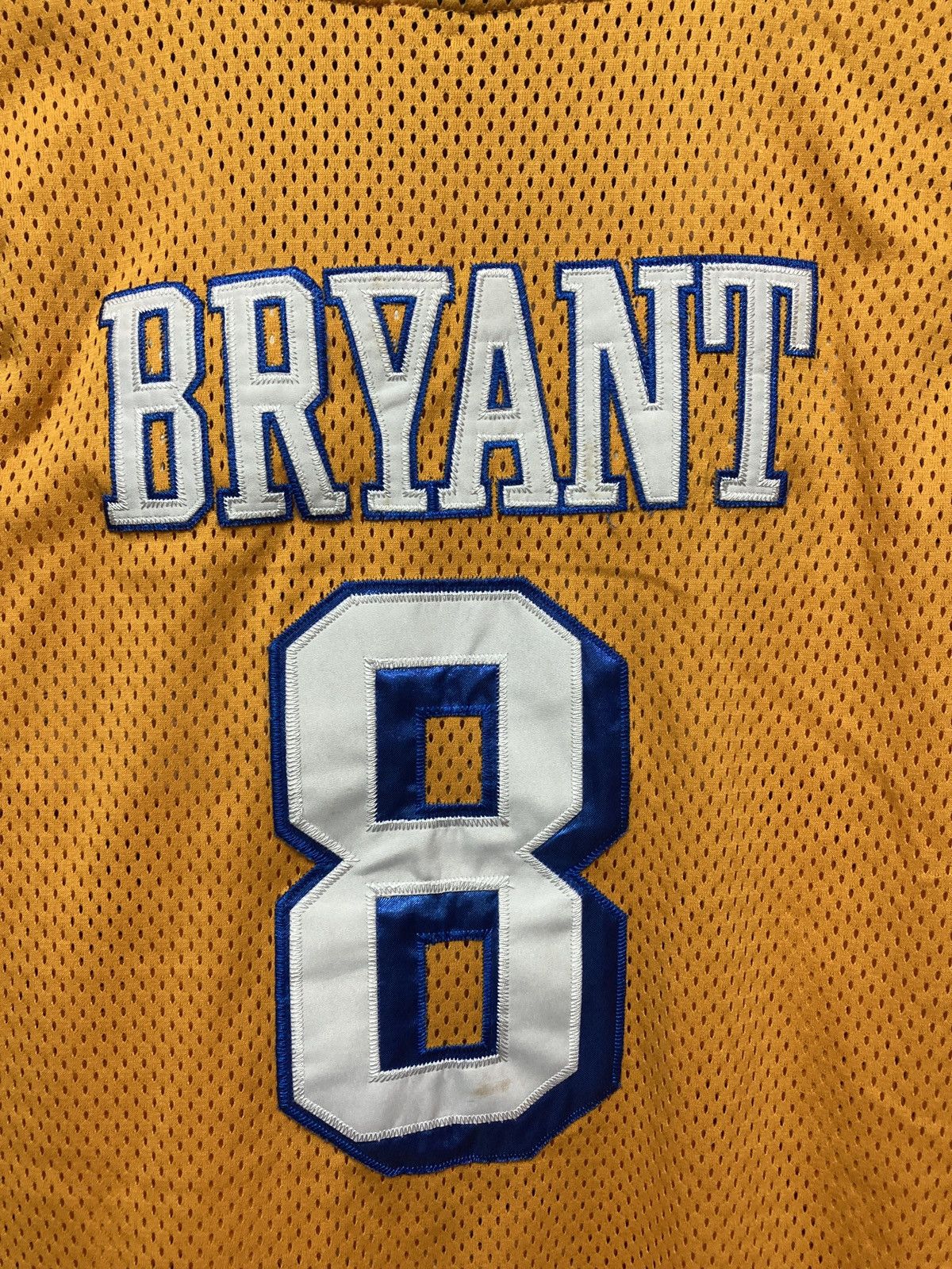 Japanese Brand Vintage NBA 8 KOBE BRYANT LA LAKERS Size US XL / EU 56 / 4 - 10 Thumbnail
