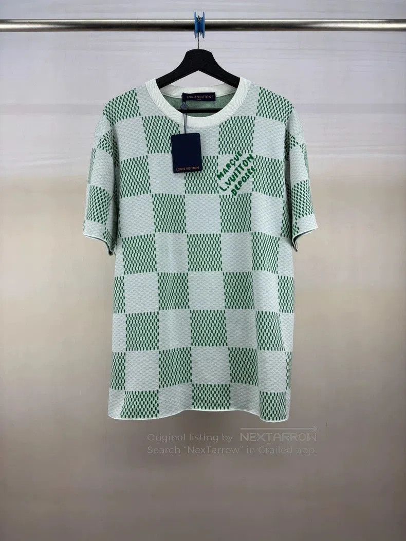Louis Vuitton louis vuitton green and white checkered t. Size US L / EU 52-54 / 3 - 1 Thumbnail