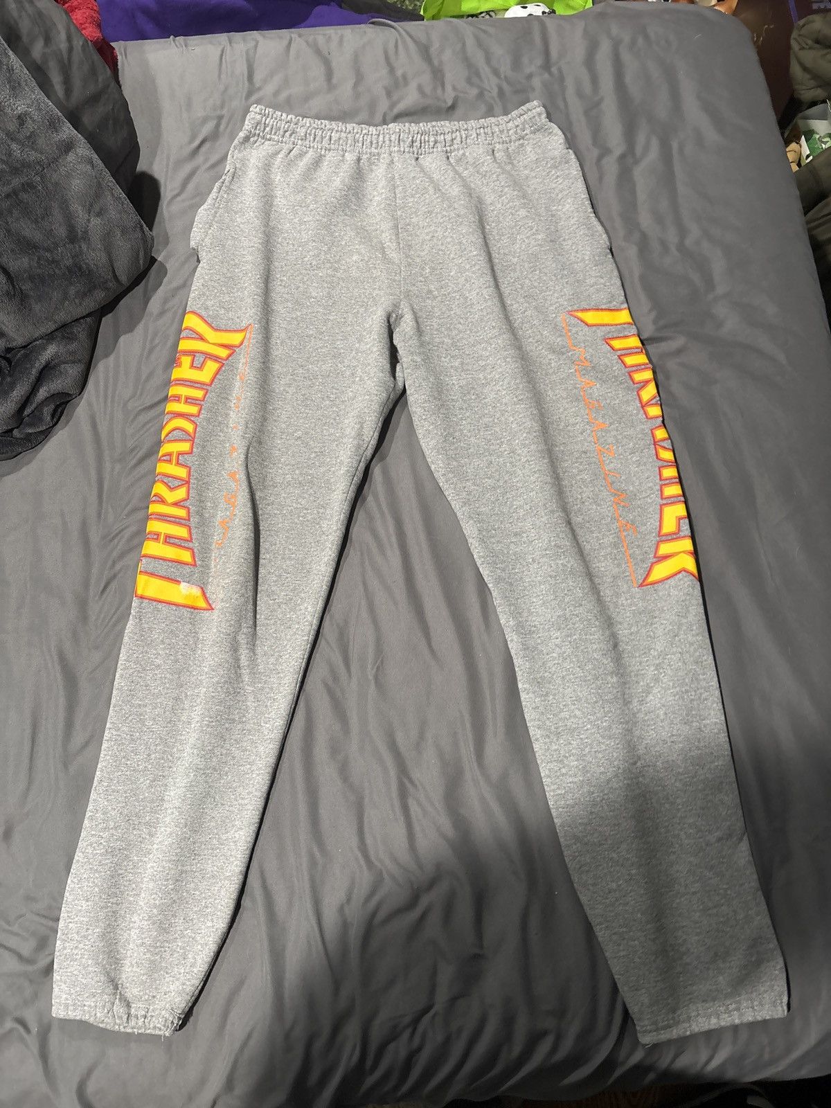 Thrasher Thrasher Sweatpans Size US 30 / EU 46 - 1 Thumbnail