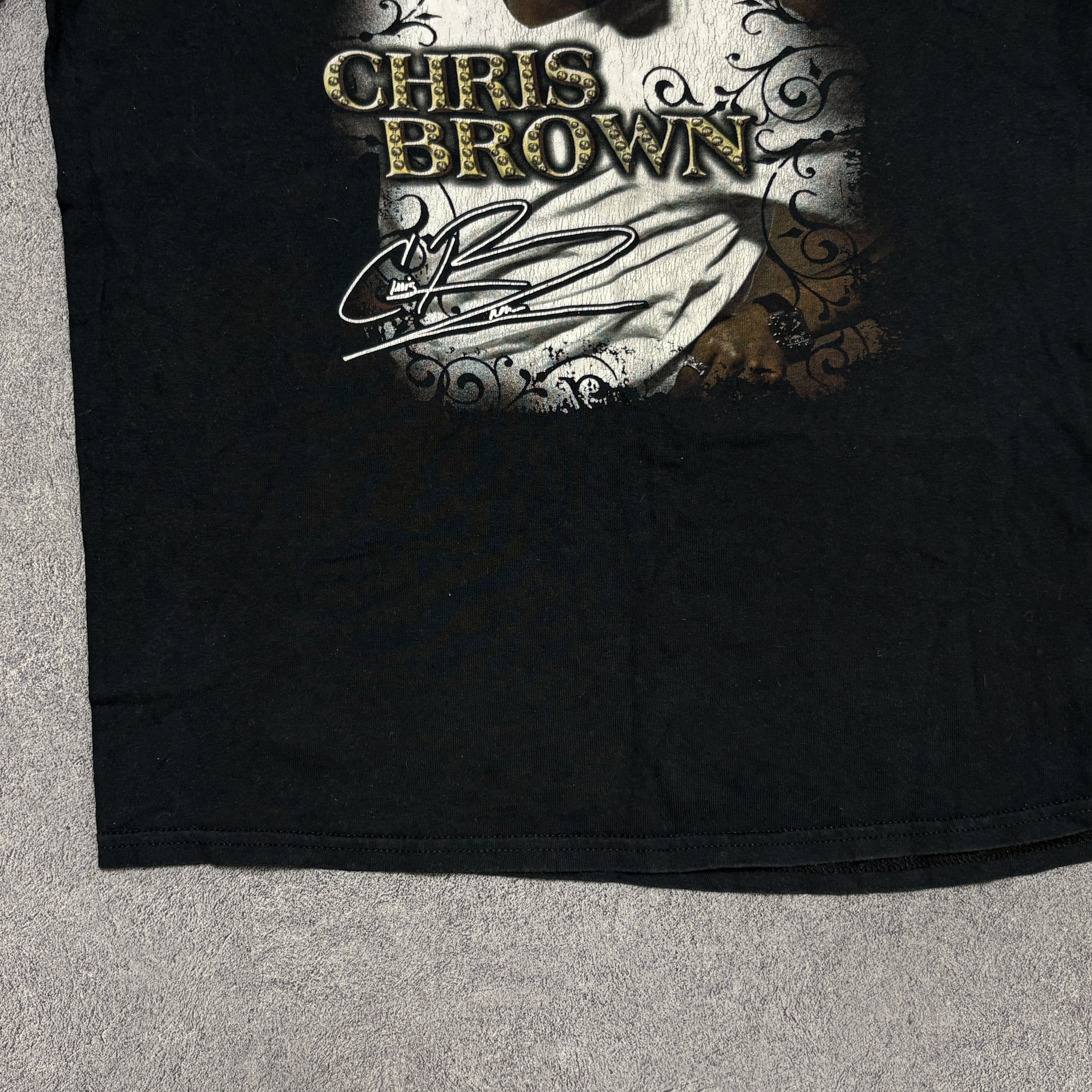 Band Tees Vintage Chris Brown Shirt Y2K Tour Hip Hop Band Tee Rap Tee Size US L / EU 52-54 / 3 - 9 Thumbnail