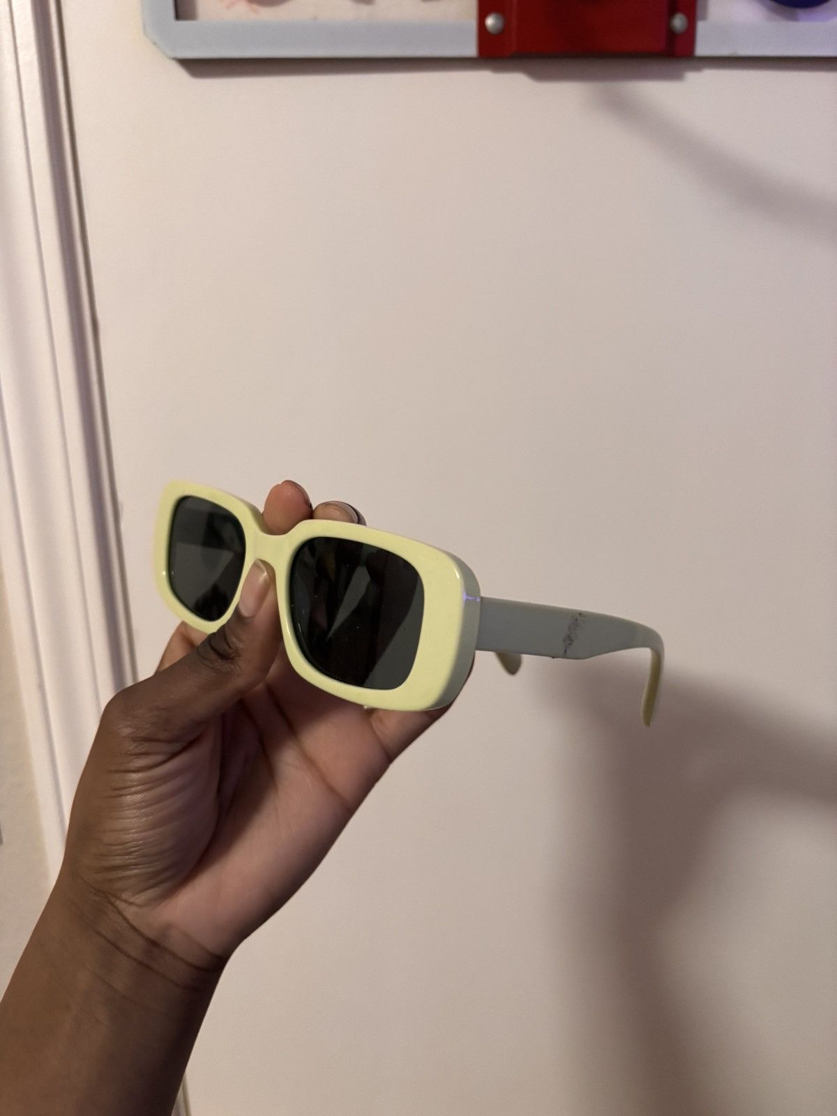 Vintage Lime Green Y2K Sunglasses Size ONE SIZE - 1 Thumbnail