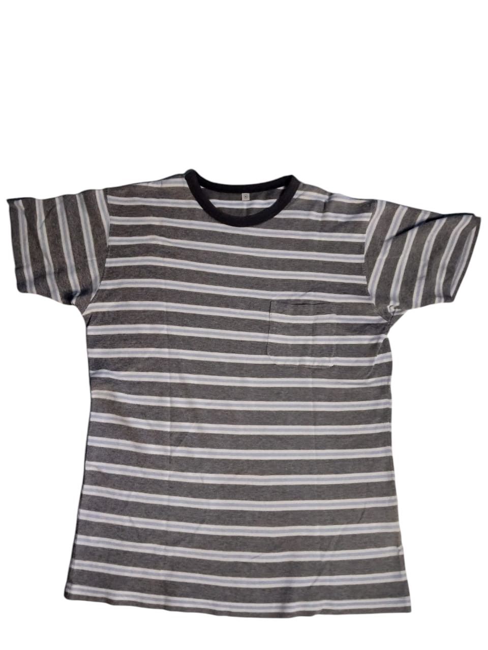 Uniqlo UNIQLO TSHIRT STRIPES Size US M / EU 48-50 / 2 - 1 Thumbnail