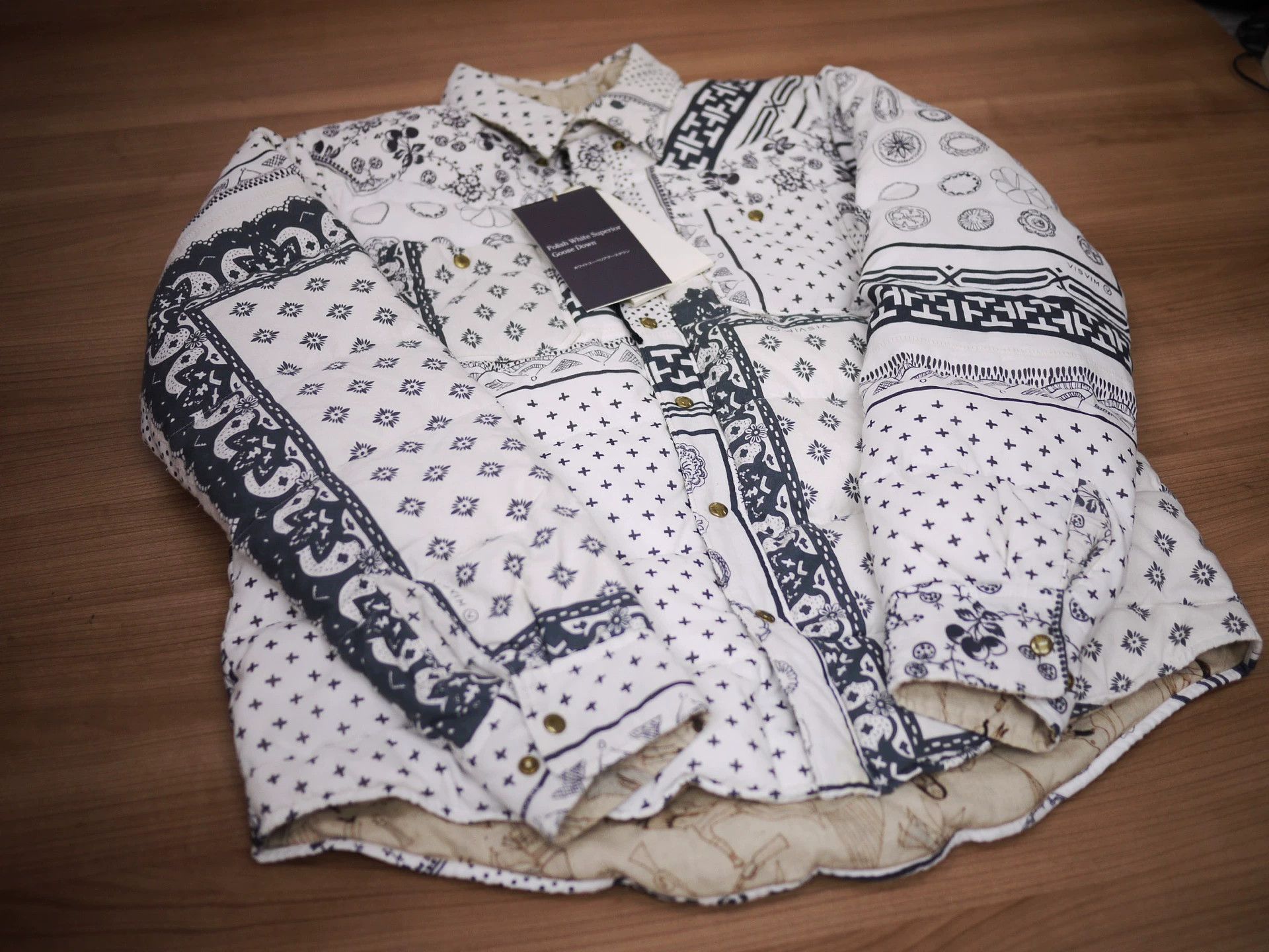 Visvim Visvim 18AW ICT Kerchief Down Jkt White Bandana 3 Size US L / EU 52-54 / 3 - 2 Thumbnail