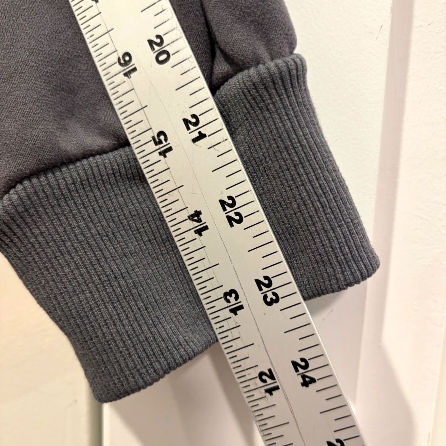 Y/Project White Fox Project 5 Sweatshirt Charcoal Grey Mock Neck Puff Print Logo S/M Womens Pullover Long Sleeve Casual Modern 3D Oversized Fleece Raglan Size M / US 6-8 / IT 42-44 - 4 Thumbnail