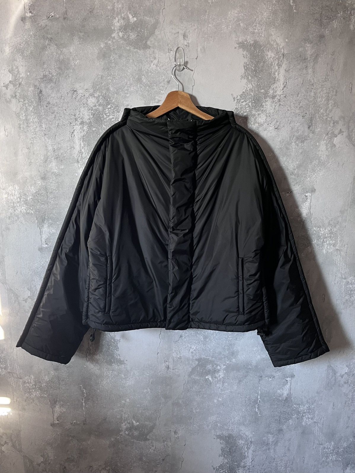 Maison Margiela Maison Margiela F/W 19 Recycled cropped padded jacket black Size US M / EU 48-50 / 2 - 1 Thumbnail