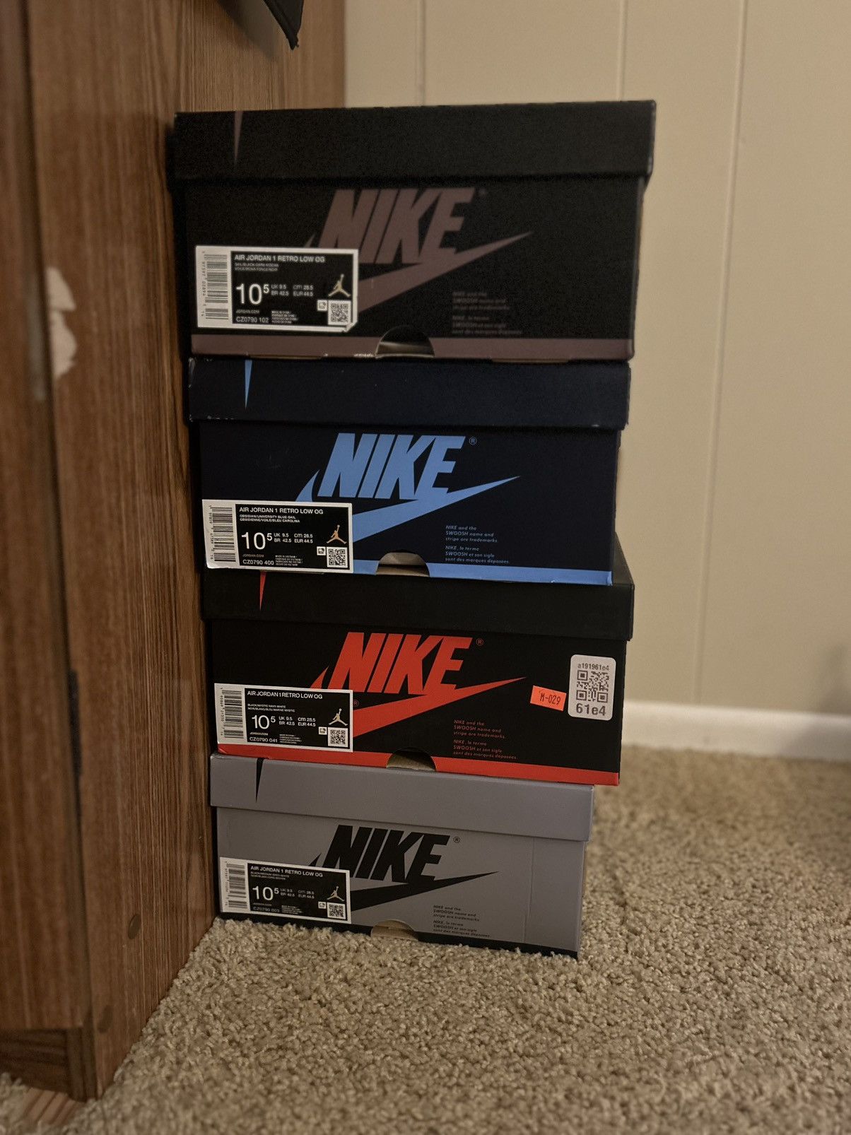 Jordan Brand Air Jordan 1 Low “Shadow” Size US 10.5 / EU 43-44 - 7 Thumbnail