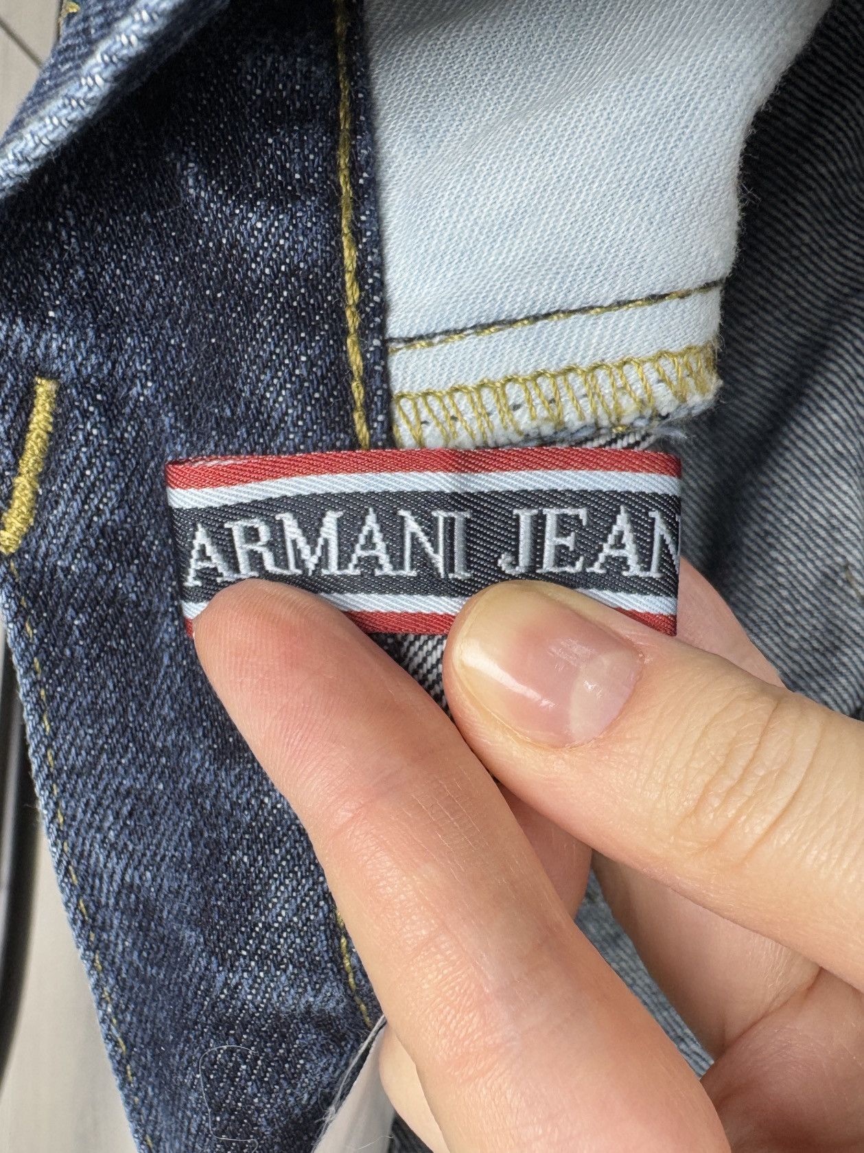 Armani ARMANI JEANS Men's Blue Distressed Denim Big Logo Jeans 33 Size US 33 - 12 Thumbnail
