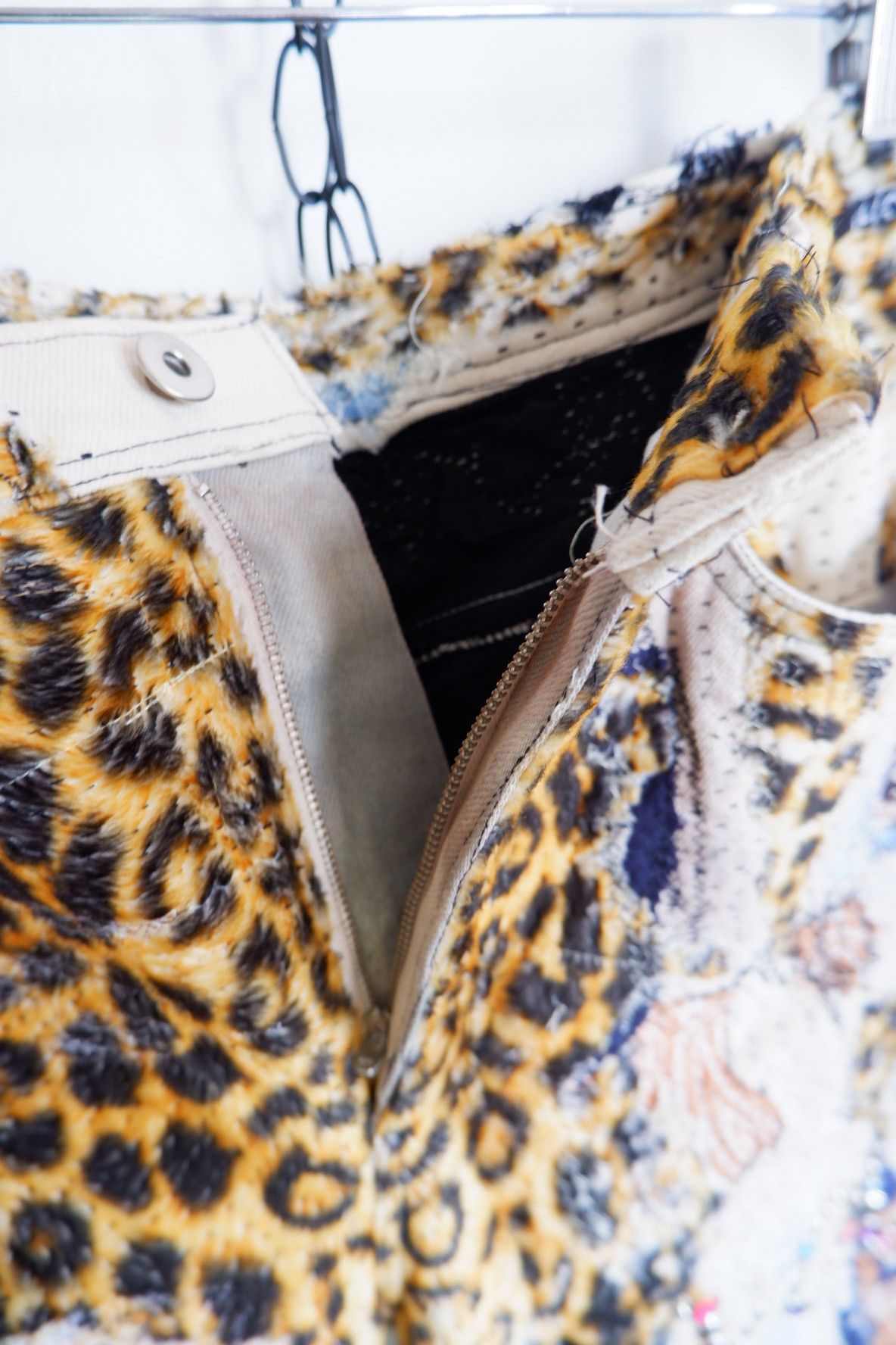 Japanese Brand 1/1 Proleta Re Art Inspired Leopard Sashiko Boro Jorts Size US 34 / EU 50 - 8 Thumbnail