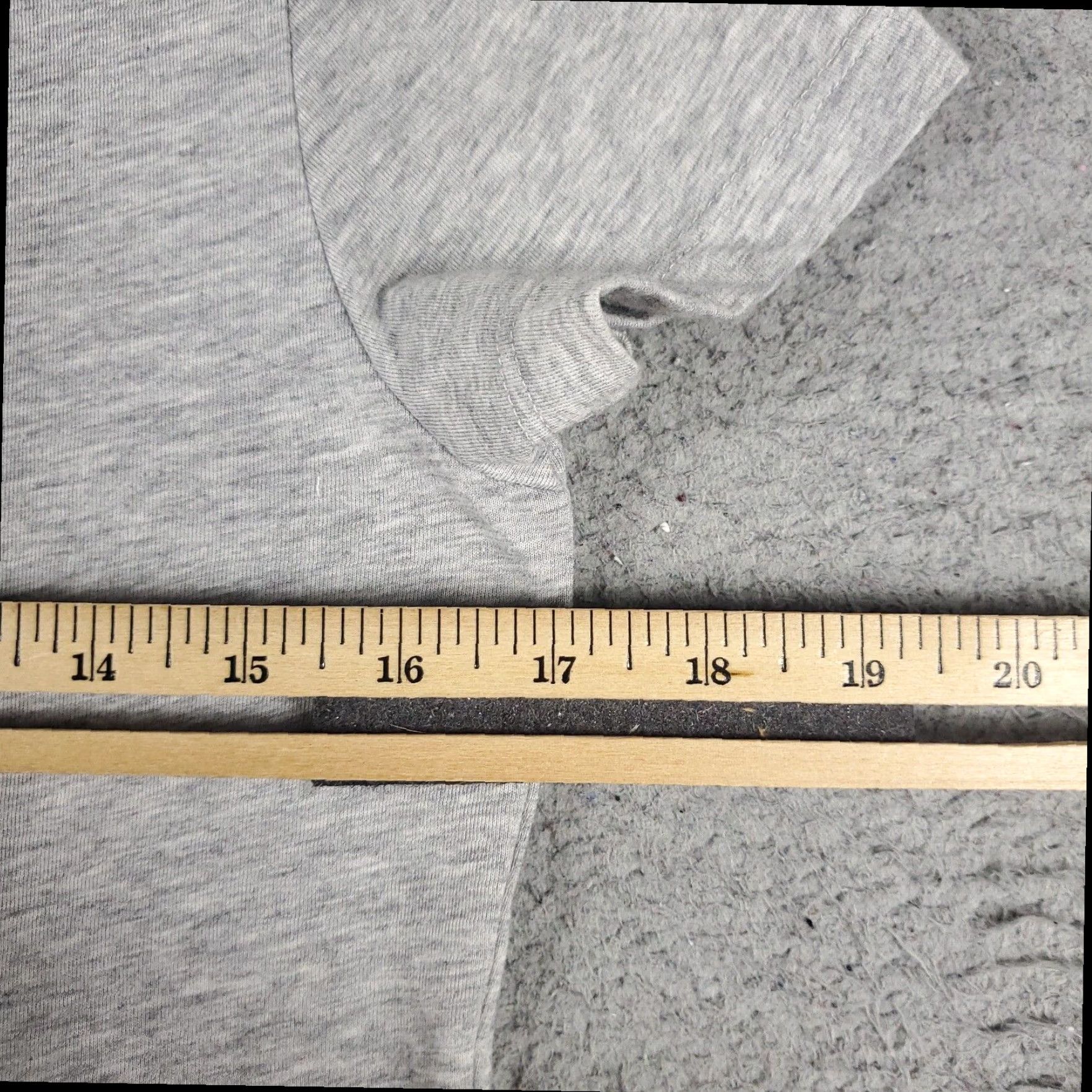 Puma PUMA Women's Gray Short Sleeve Logo T-Shirt Size Small Casual Size S / US 4 / IT 40 - 7 Thumbnail