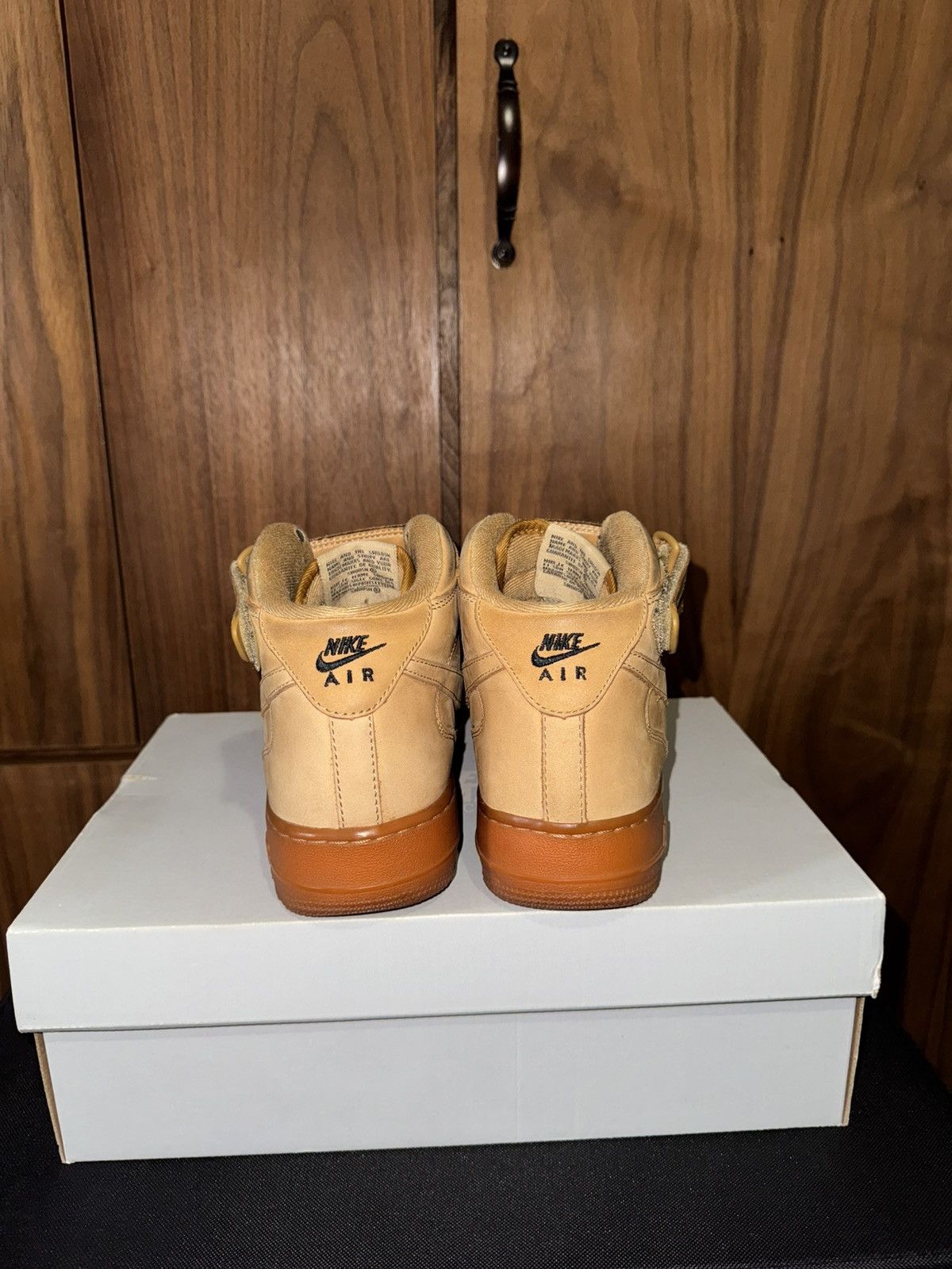 Nike Nike Air Force 1 Mid Flax Outdoor Green Size US 8.5 / EU 41-42 - 5 Thumbnail