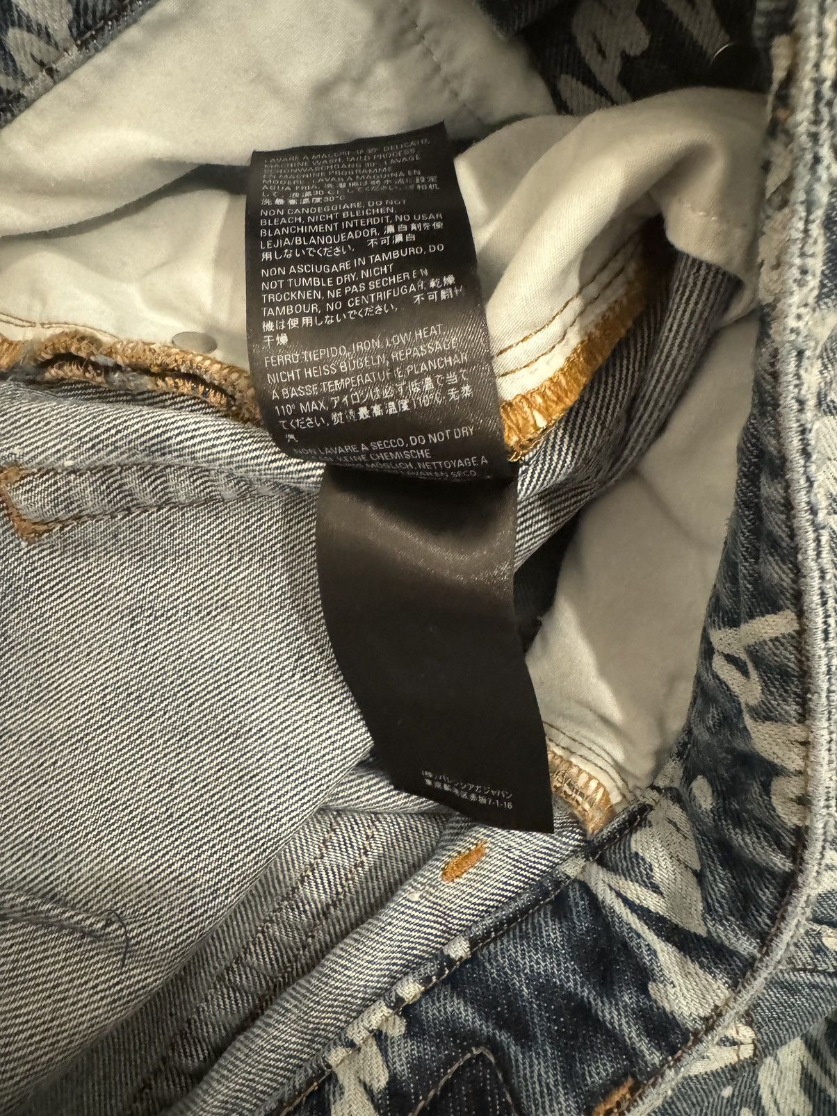 Balenciaga Balenciaga Logo Mini Skirt Size US 27 - 5 Thumbnail