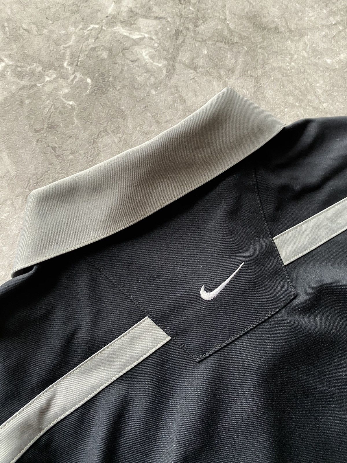 Nike Vintage Nike Court Two-Tone Tennis Polo Shirt Grey Navy Size US L / EU 52-54 / 3 - 14 Thumbnail