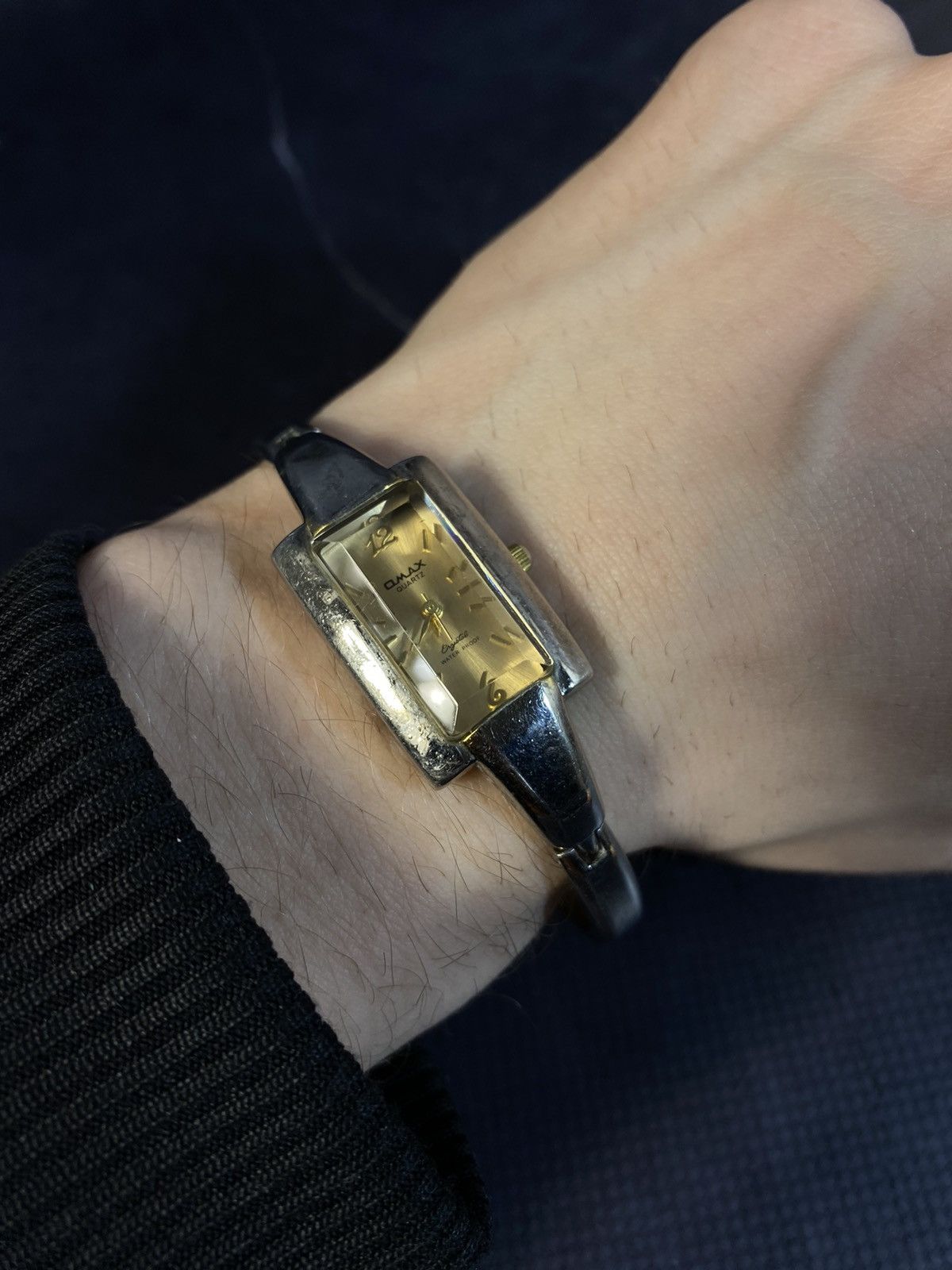 Japanese Brand Elegant OMAX Watch with Metal Bracelet Size ONE SIZE - 10 Thumbnail