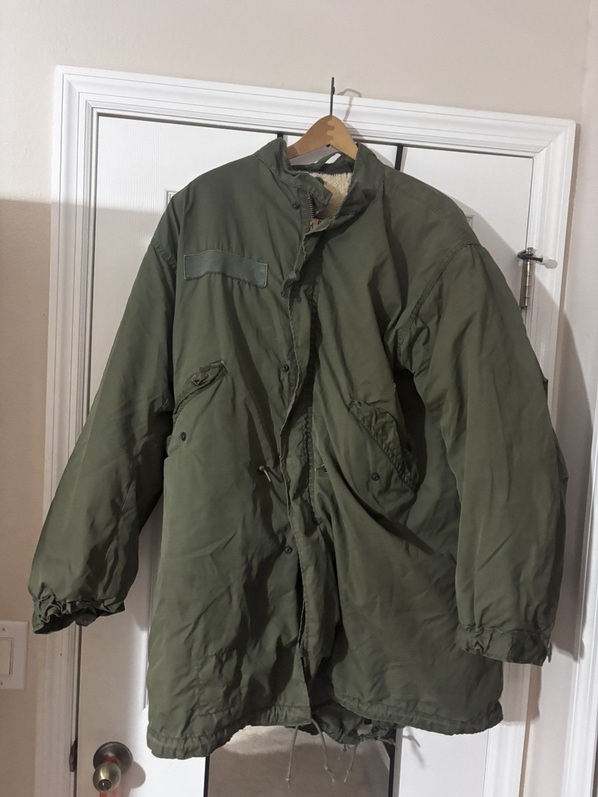 Vintage 1970s U.S. Army M-65 Fishtail Parka With Wool Pile Liner Size US M / EU 48-50 / 2 - 1 Thumbnail