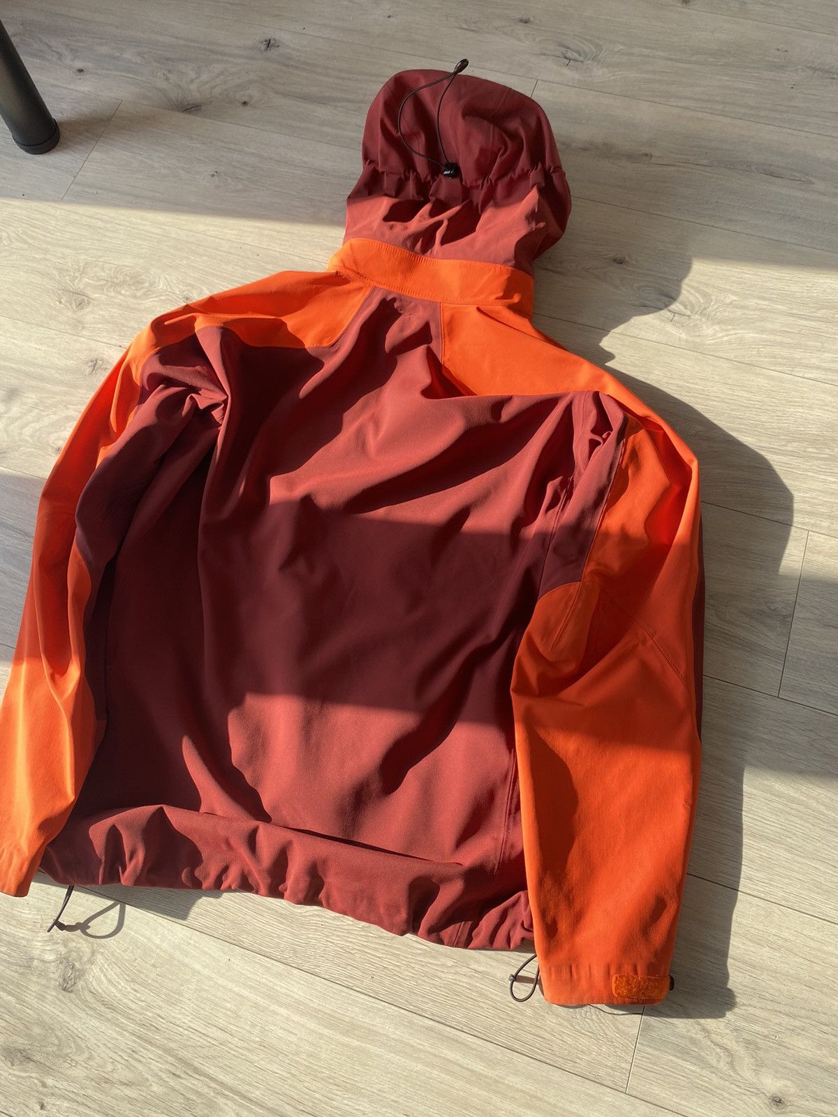 Arc'teryx Vintage Arcteryx Softshell Waterproof Jacket Size XL Size US XL / EU 56 / 4 - 10 Thumbnail