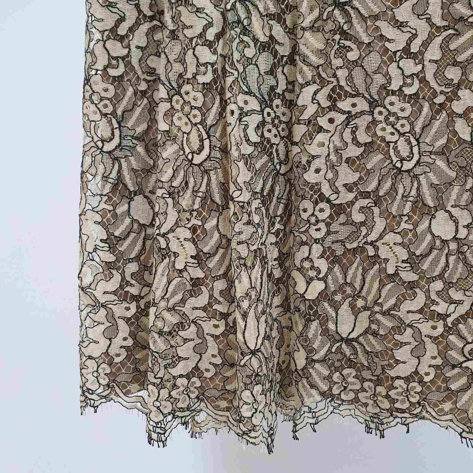 Chanel Chanel Beige Floral Lace Skirt Size 40 Size 28" / US 6 / IT 42 - 3 Thumbnail