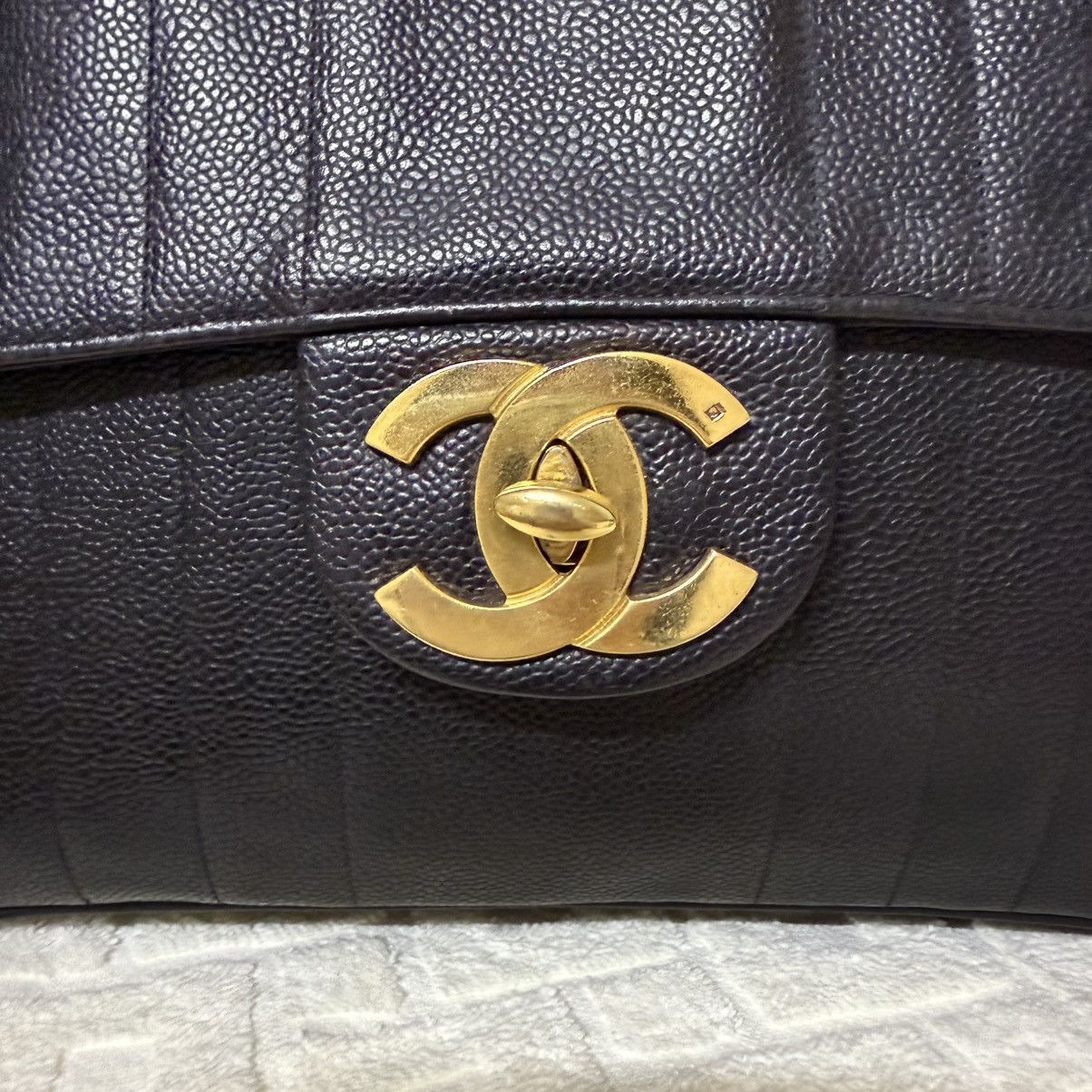 Chanel JUMBO MADEMOISELLE SINGLE FLAP GHW VERTICAL QUILTED CAVIAR Size ONE SIZE - 11 Thumbnail