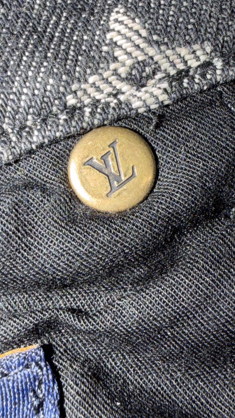 Louis Vuitton Louis Vuitton 36 Distressed Black Monogram Denim Jeans Size US 36 / EU 52 - 7 Thumbnail