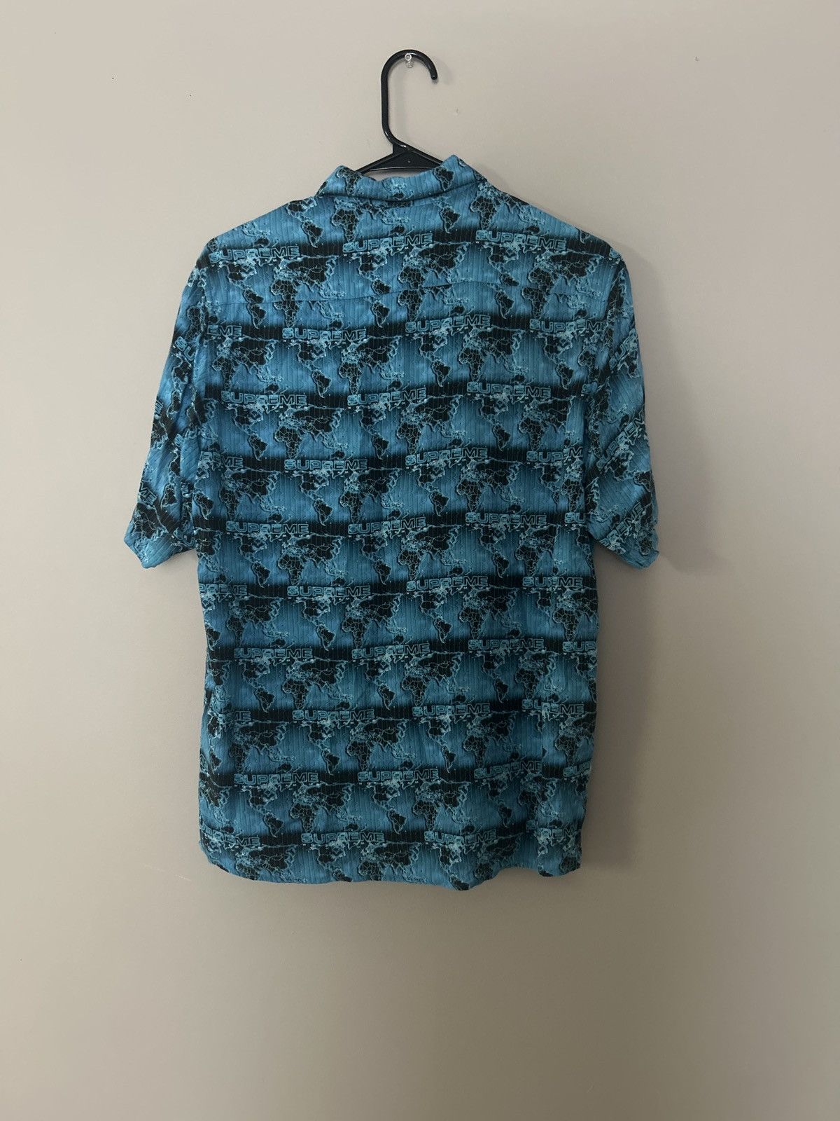 Supreme Supreme World Famous Rayon S/S 2018 Short Sleeve Button Up Size US M / EU 48-50 / 2 - 5 Thumbnail