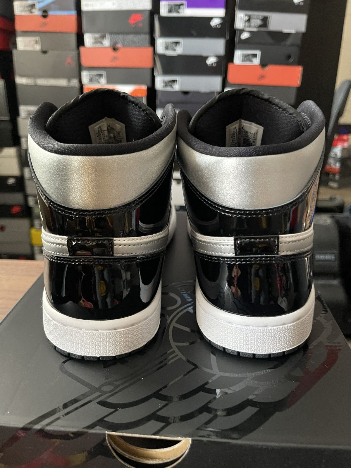 Jordan Brand Air Jordan 1 Mid SE Size US 9.5 / EU 42-43 - 4 Thumbnail