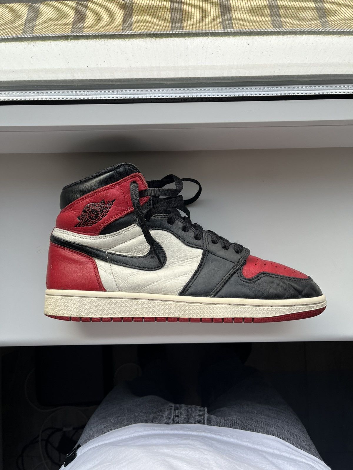 Jordan Brand × Nike Jordan 1 Bred Toe Size US 8.5 / EU 41-42 - 2 Thumbnail