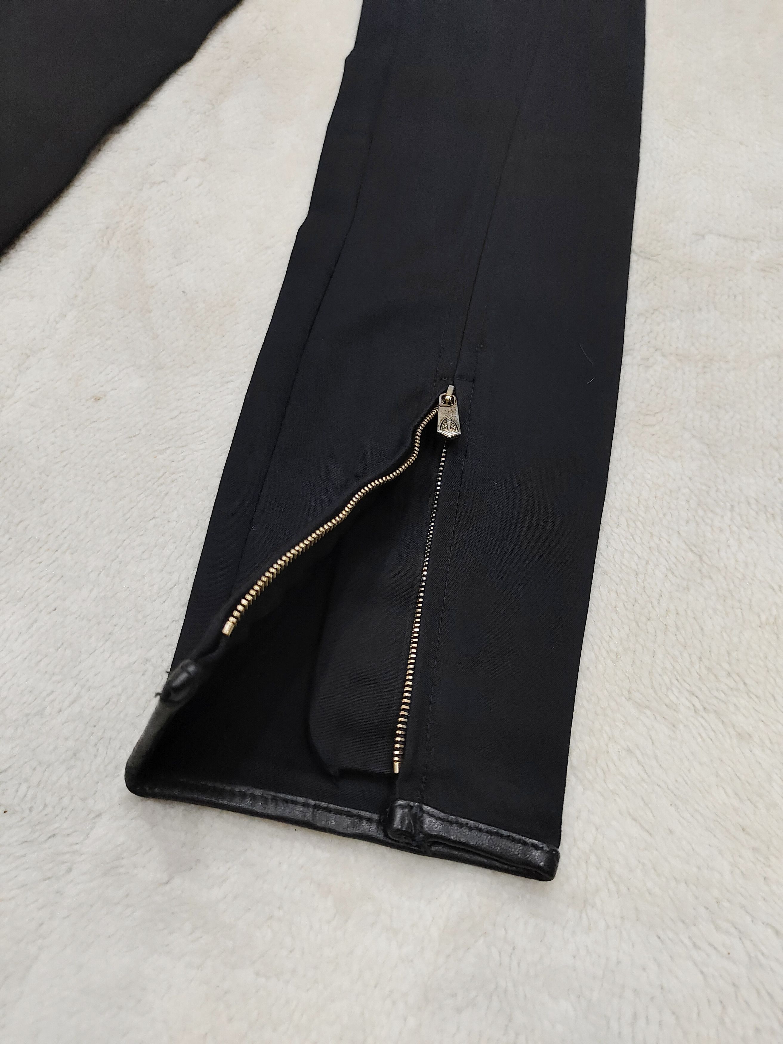 Faith Connexion Faith Connexion❤️‍🔥Tapered Rock Luxe Leather Trim Trousers Size 27" / US 4 / IT 40 - 4 Thumbnail