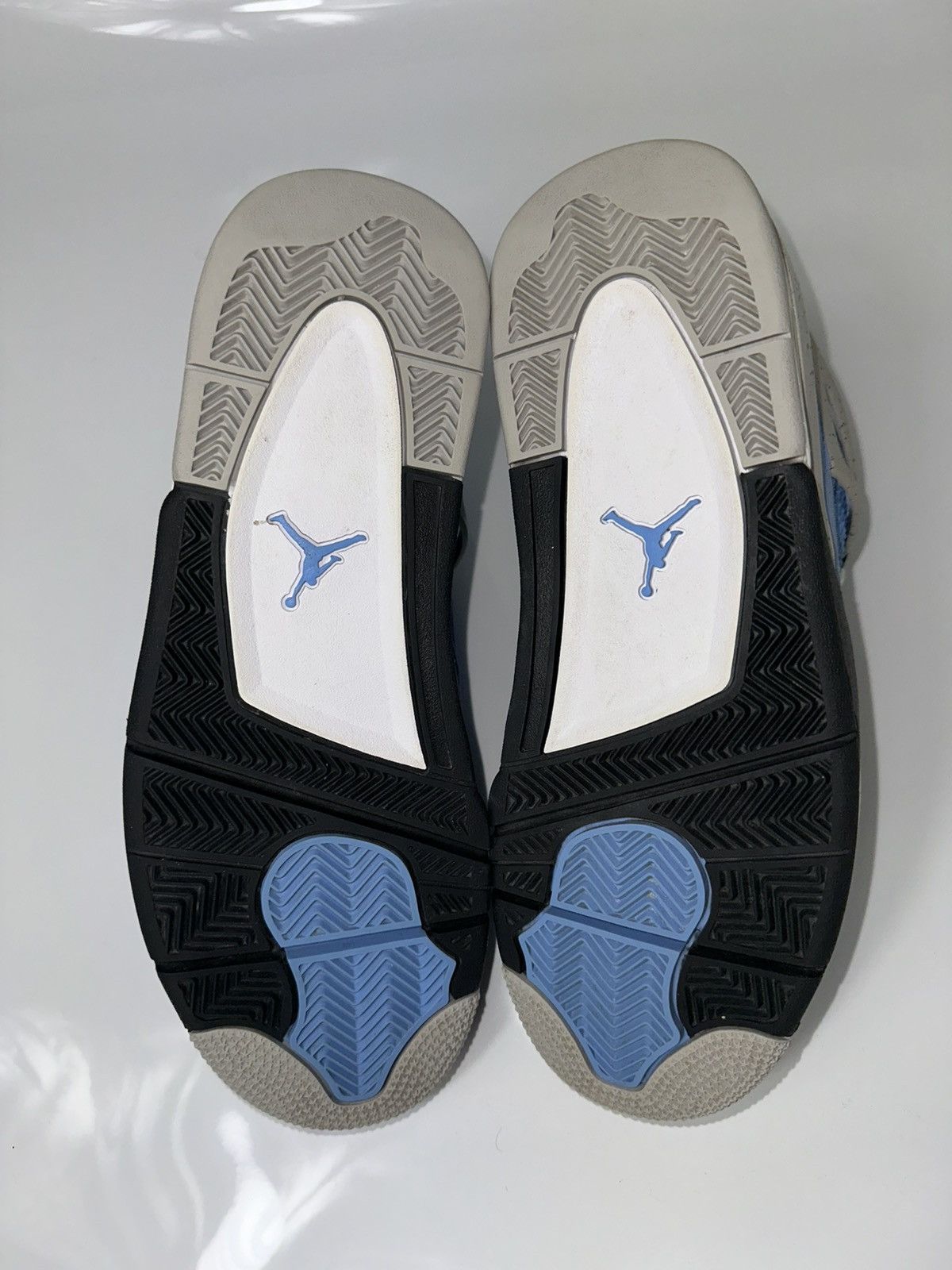Jordan Brand × Nike Jordan Retro 4 “University Blue” Size US 9.5 / EU 42-43 - 4 Thumbnail