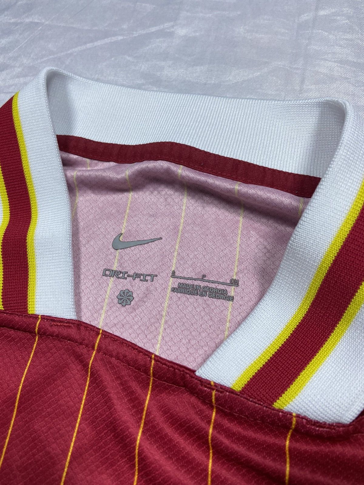 Nike Liverpool FC Football Jersey Nike Home 2024/2025 Size US S / EU 44-46 / 1 - 8 Thumbnail