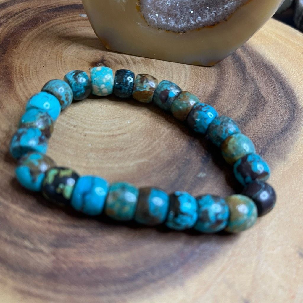 Other Turquoise beaded stretch bracelet ONE NEW reiki meditation crystal healing 9mm barrel beads Size ONE SIZE - 5 Thumbnail