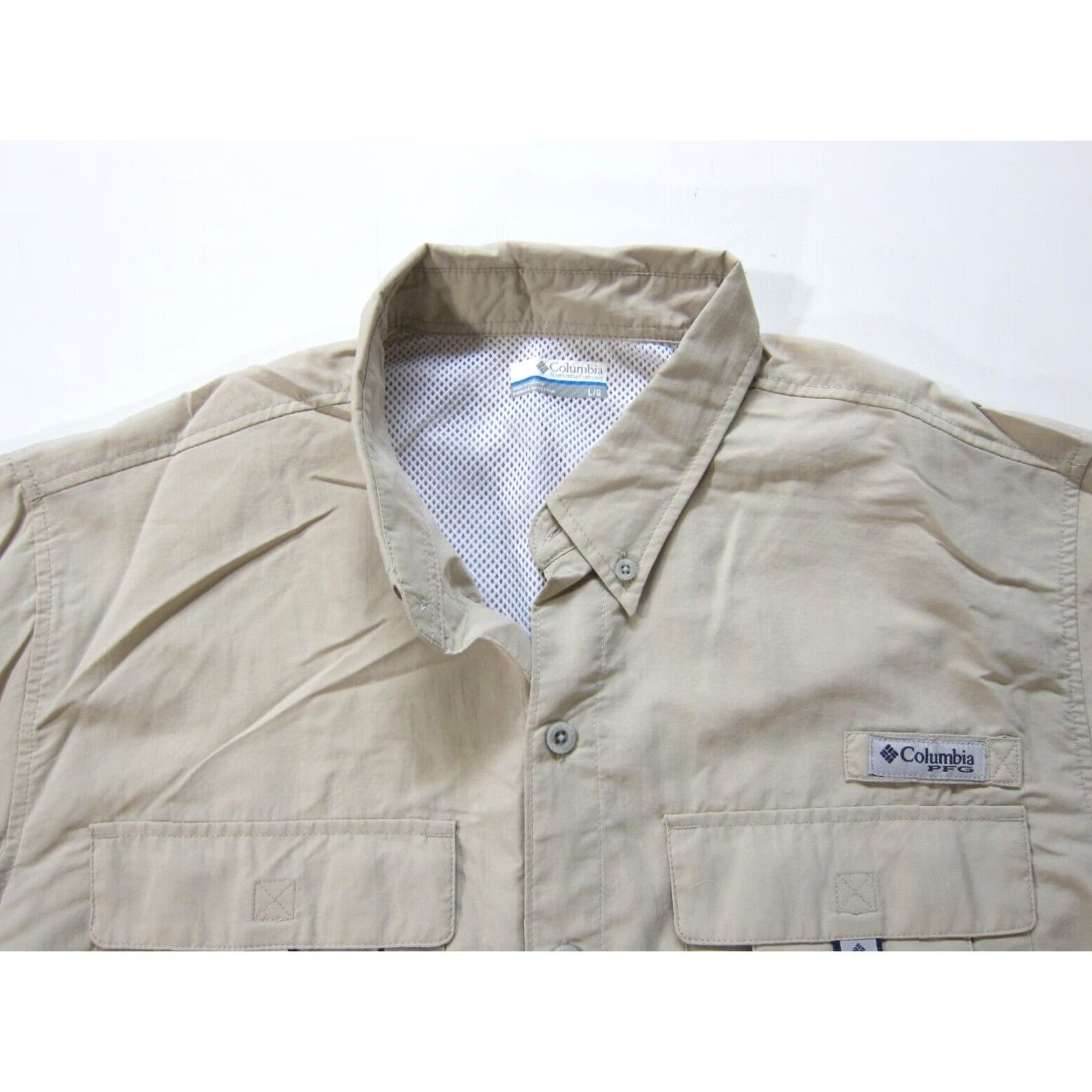 Vintage Columbia Lightweight Nylon Beige Pocket Vented Button Down Short Sleeve Shirt Men L Size US L / EU 52-54 / 3 - 4 Thumbnail