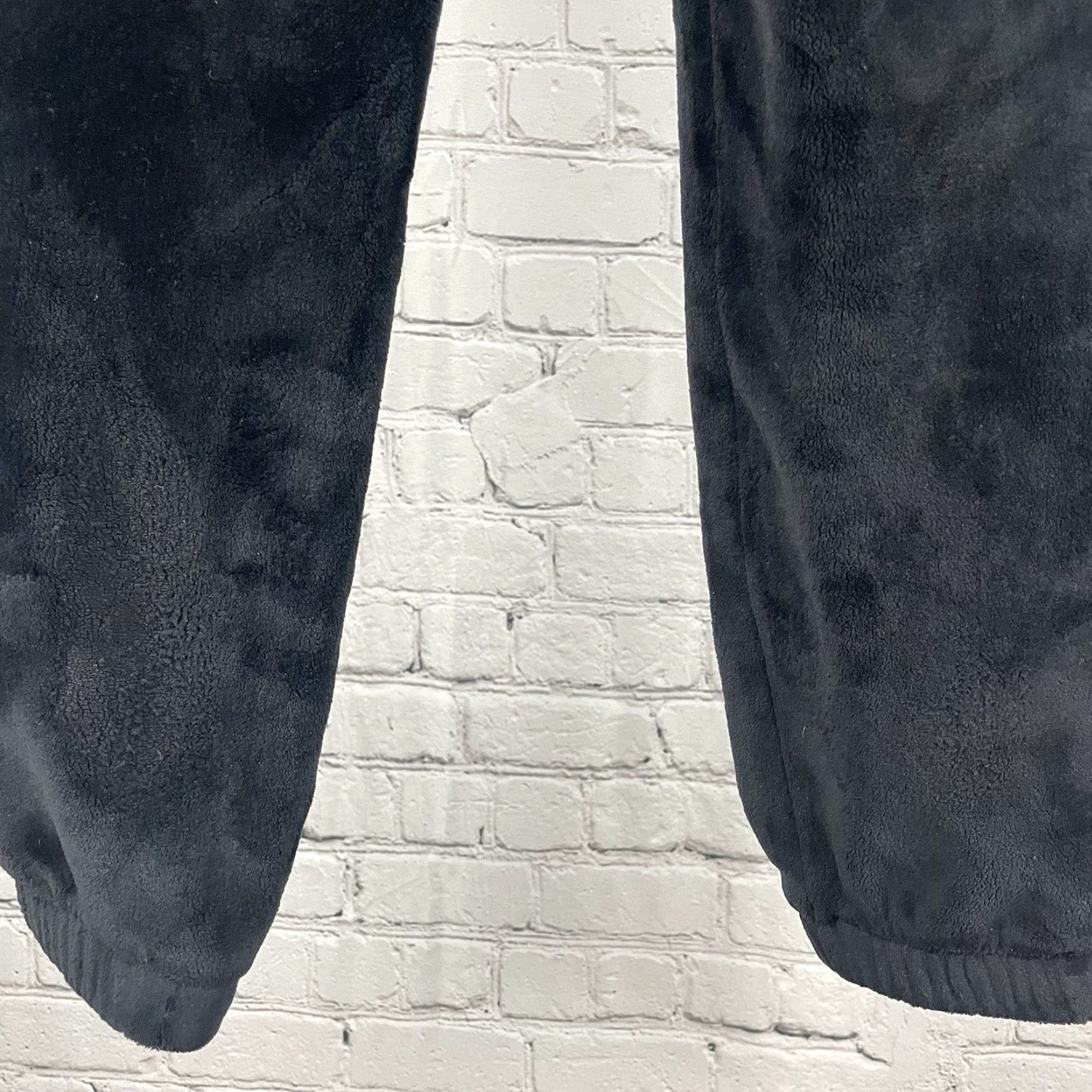 Athleta Athleta Black Double Cozy Karma Jogger Sweatpants XS Women's Pants Size 26" / US 2 / IT 38 - 5 Thumbnail