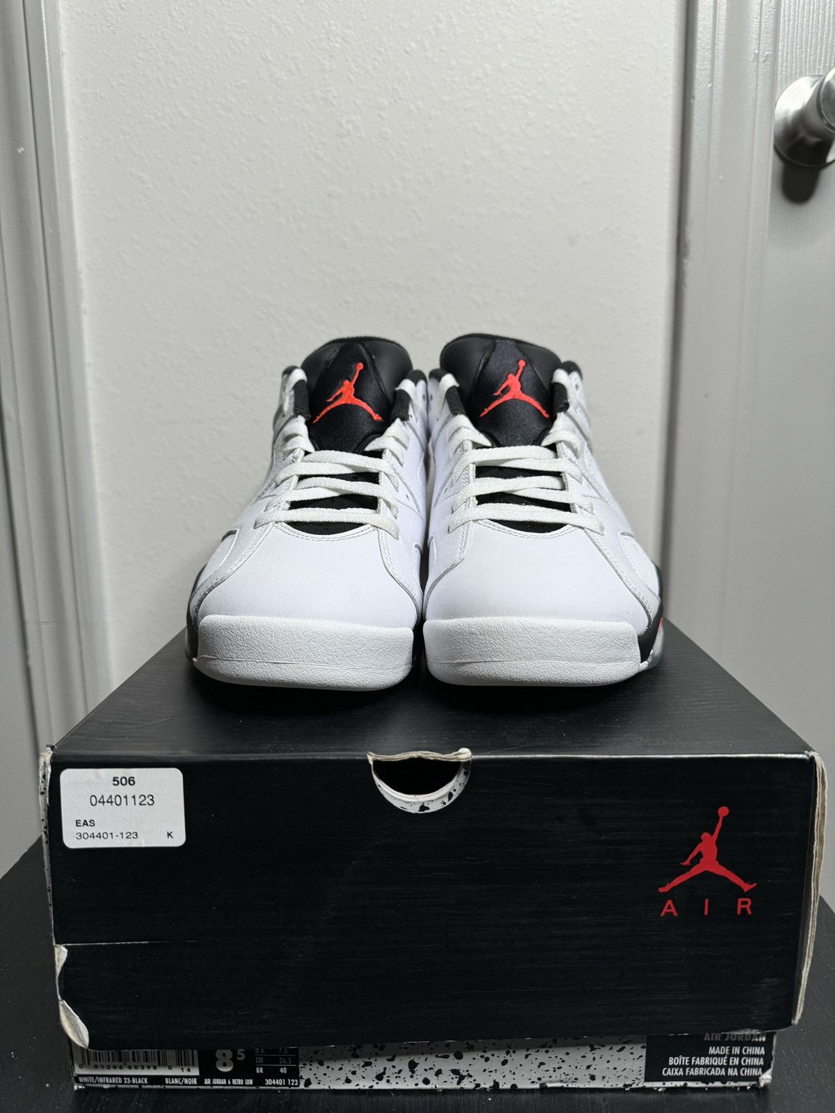 Jordan Brand Air Jordan 6 Low ‘White Infrared’ 2015 Size US 8.5 / EU 41-42 - 3 Thumbnail