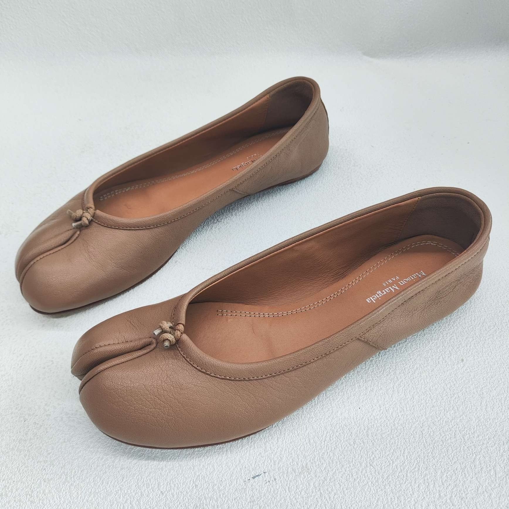 Maison Margiela Maison Margiela Leather Brown Lowtop Sneakers us_6 Women Size US 6 / IT 36 - 1 Thumbnail