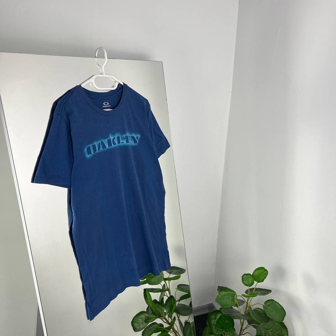 Oakley Oakley Tee Vintage Y2K Surf Style Size US M / EU 48-50 / 2 - 1 Thumbnail