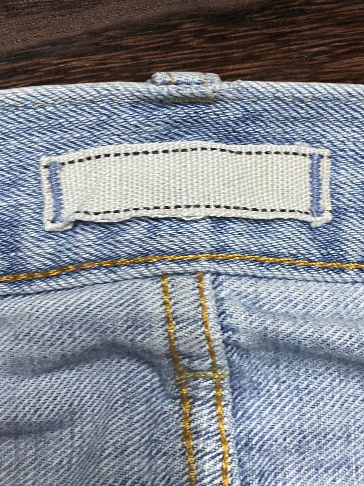 Japanese Brand Vintage Japanese Brand Uniqlo Light Wash Distressed Loose Size US 34 / EU 50 - 16 Thumbnail
