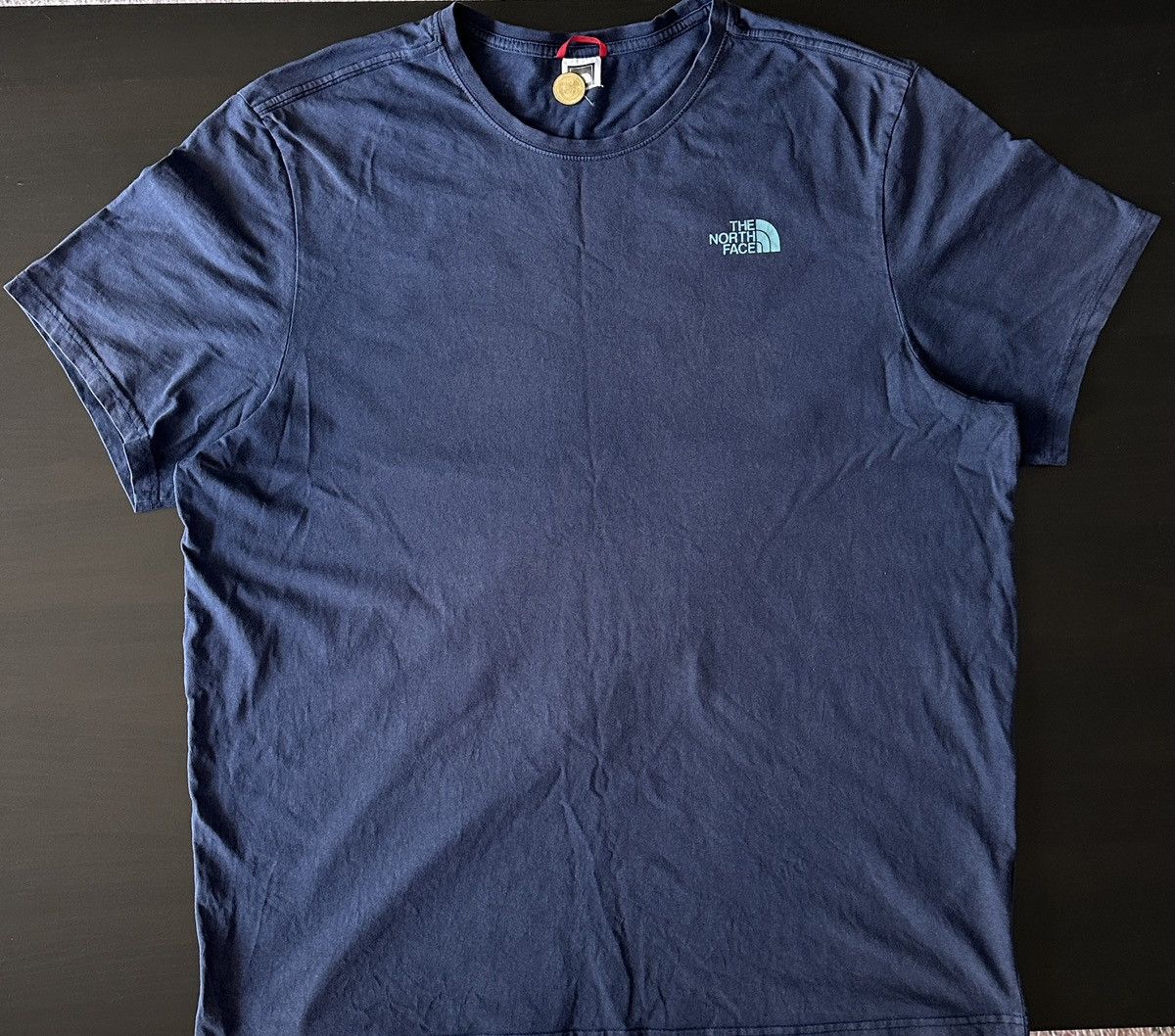 The North Face The North Face Graphic T-Shirt – Navy – Size XL Size US XL / EU 56 / 4 - 1 Thumbnail