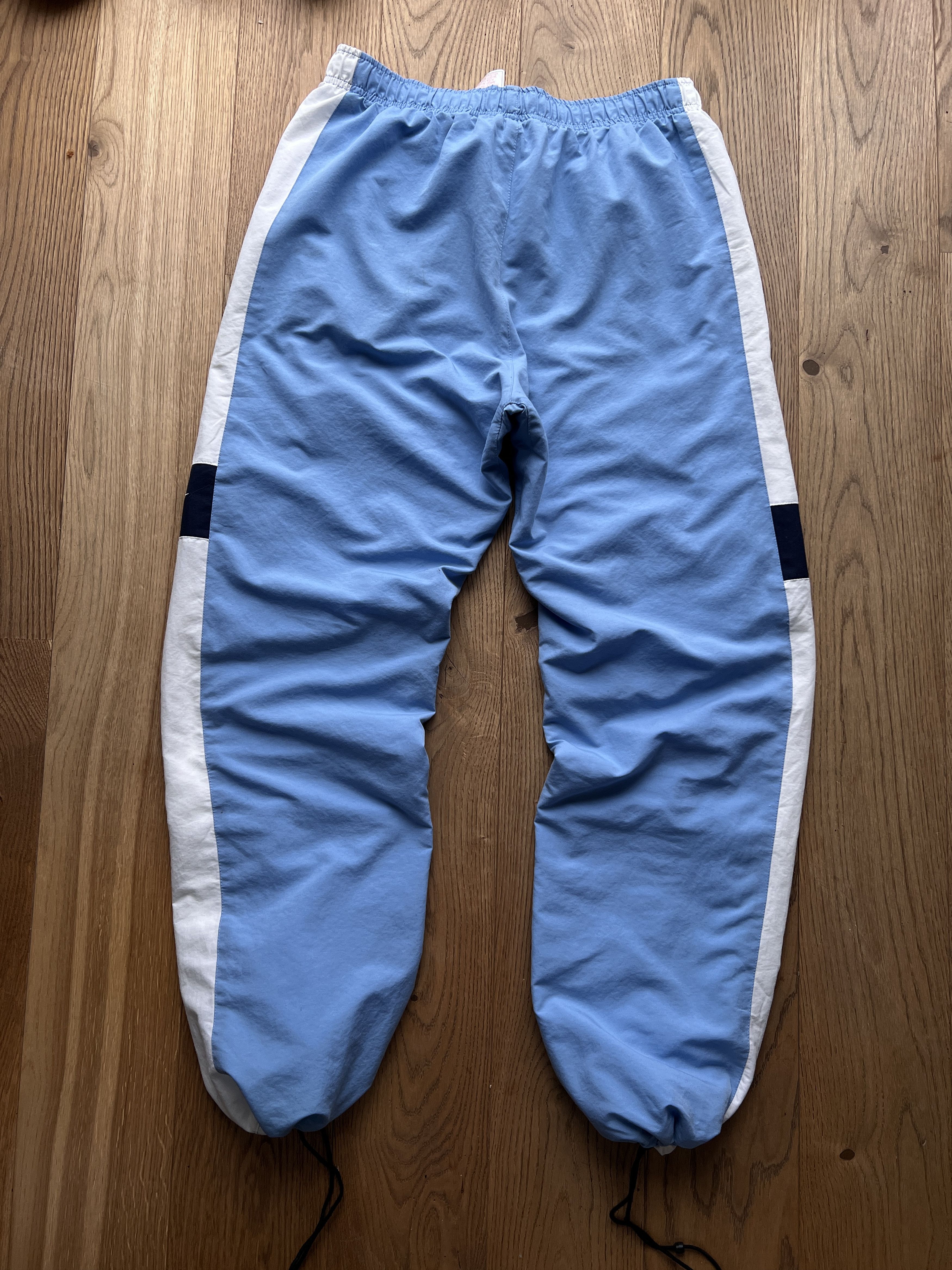 Nike Nike vintage 2000s baby blue track pants nylon joggers rare Size US 32 / EU 48 - 16 Thumbnail