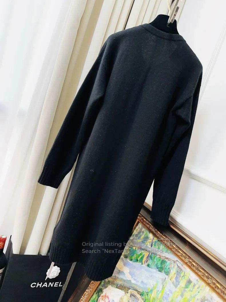 Hermes Hermes Black V-neck long-sleeve knit dress Size XS / US 0-2 / IT 36-38 - 2 Thumbnail
