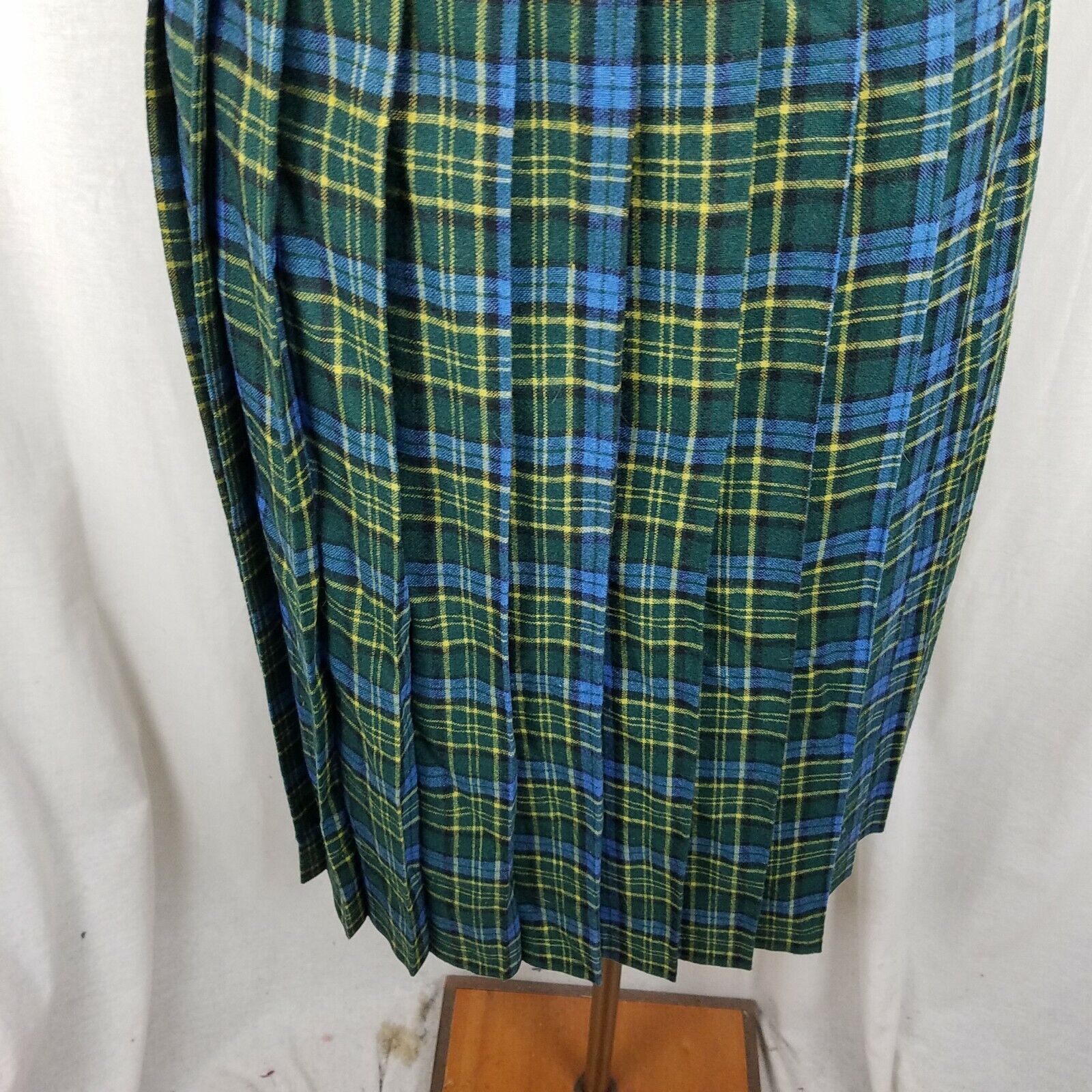 Vintage Vtg Crazy Horse Wool Tartan Plaid Pleated Midi Skirt Sz 5/6 Size 28" / US 6 / IT 42 - 3 Thumbnail