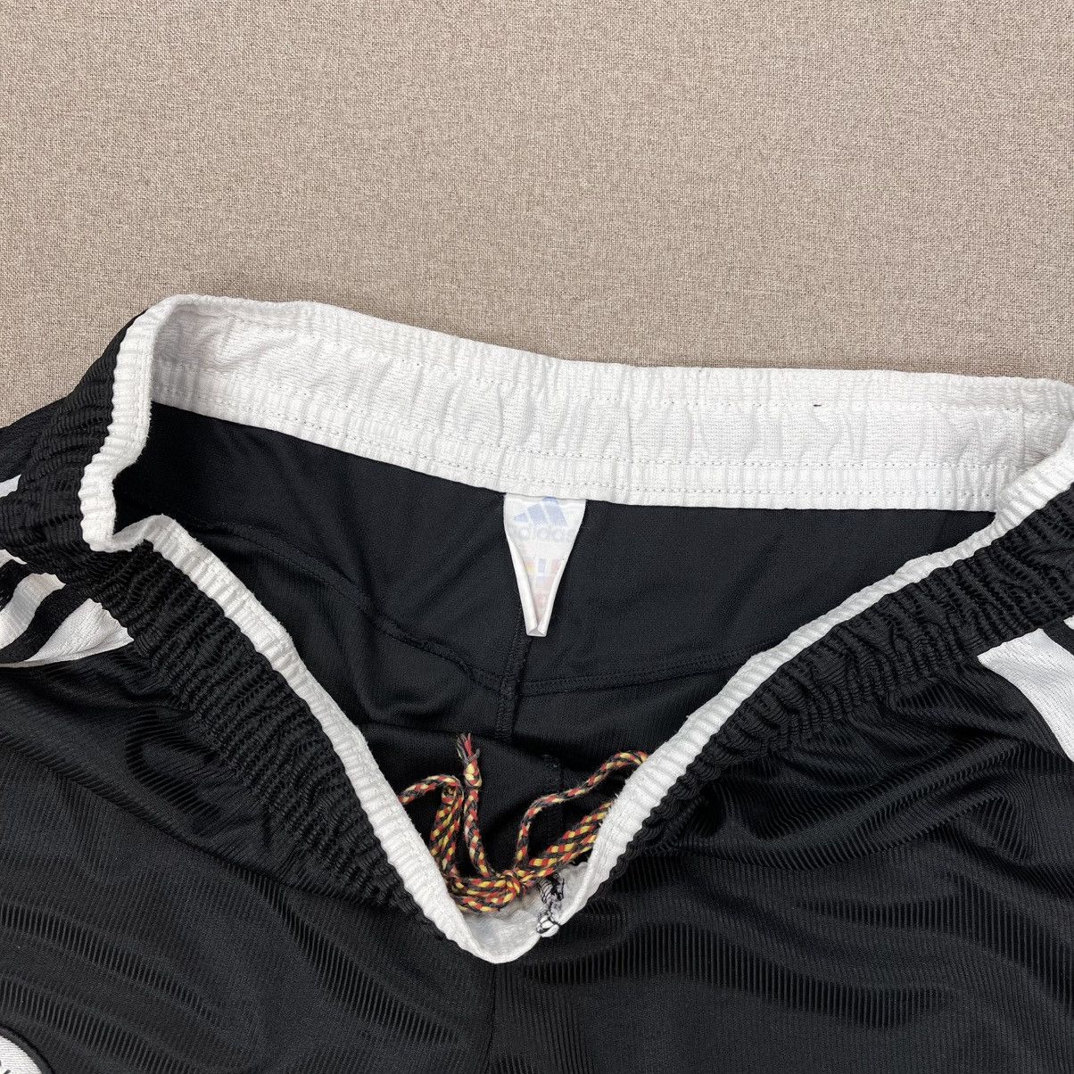 Adidas × Vintage VINTAGE 90s GERMANY ADIDAS SOCCER SHORTS BLOKE CORE Size US 34 / EU 50 - 4 Thumbnail