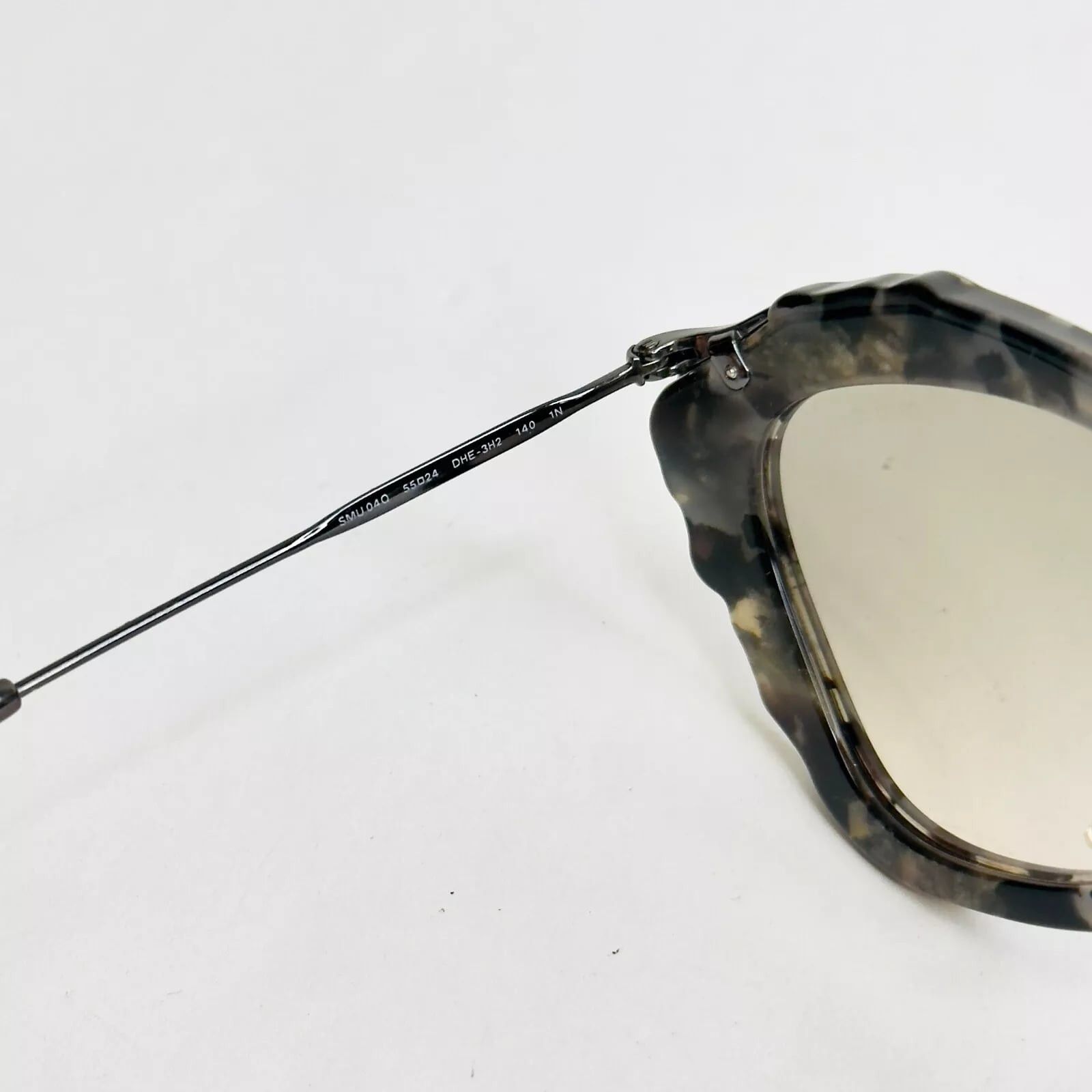 Miu Miu MIU MIU NOIR 04Q Marble Grey Ruthenium Foil Leather MU04QS Size ONE SIZE - 7 Thumbnail