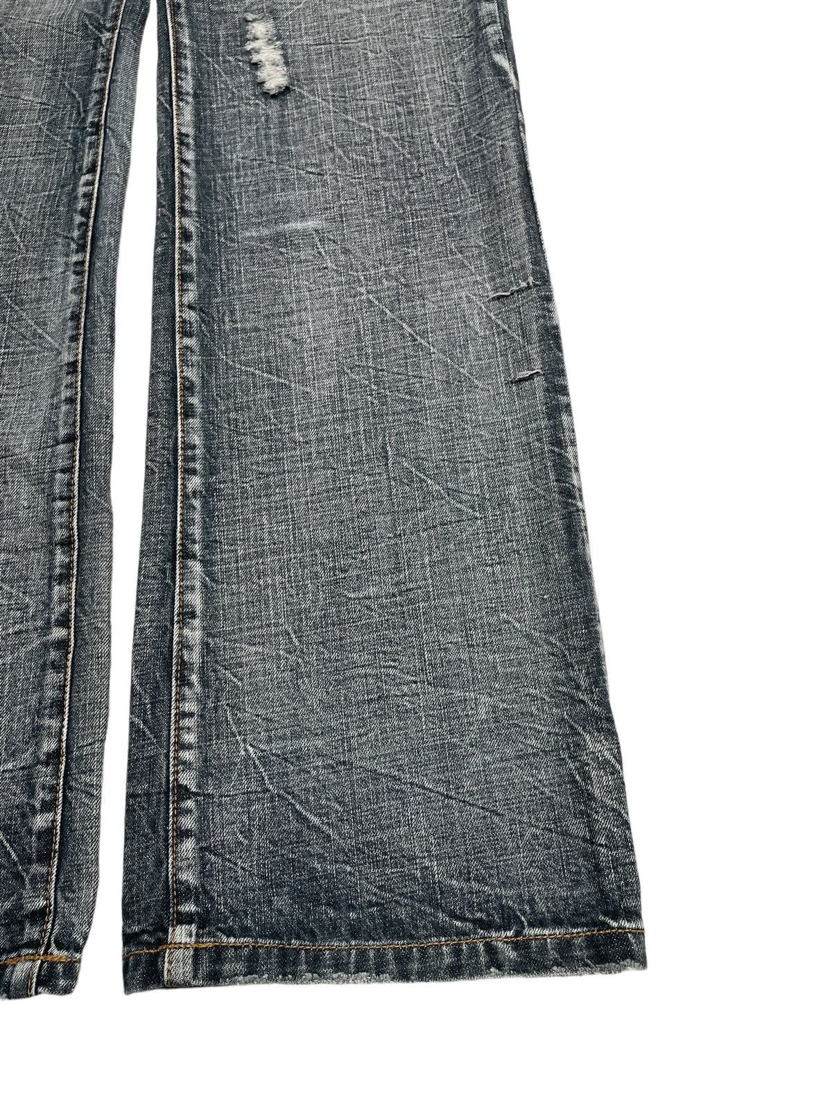 If Six Was Nine × Japanese Brand × Vintage Rare Design Vintagd Japanese Brand Takaiq Flared Jeans 2000s Size US 31 - 8 Thumbnail